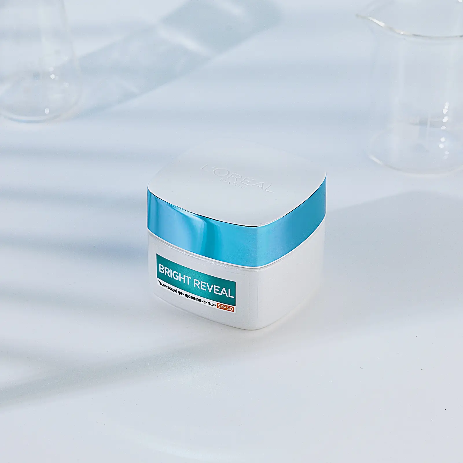 Крем для лица L’Oréal Paris Niacinamide против пигментации SPF50+ 50мл - фото 3 Крем для лица L’Oréal Paris Niacinamide против пигментации SPF50+ 50мл - фото 3