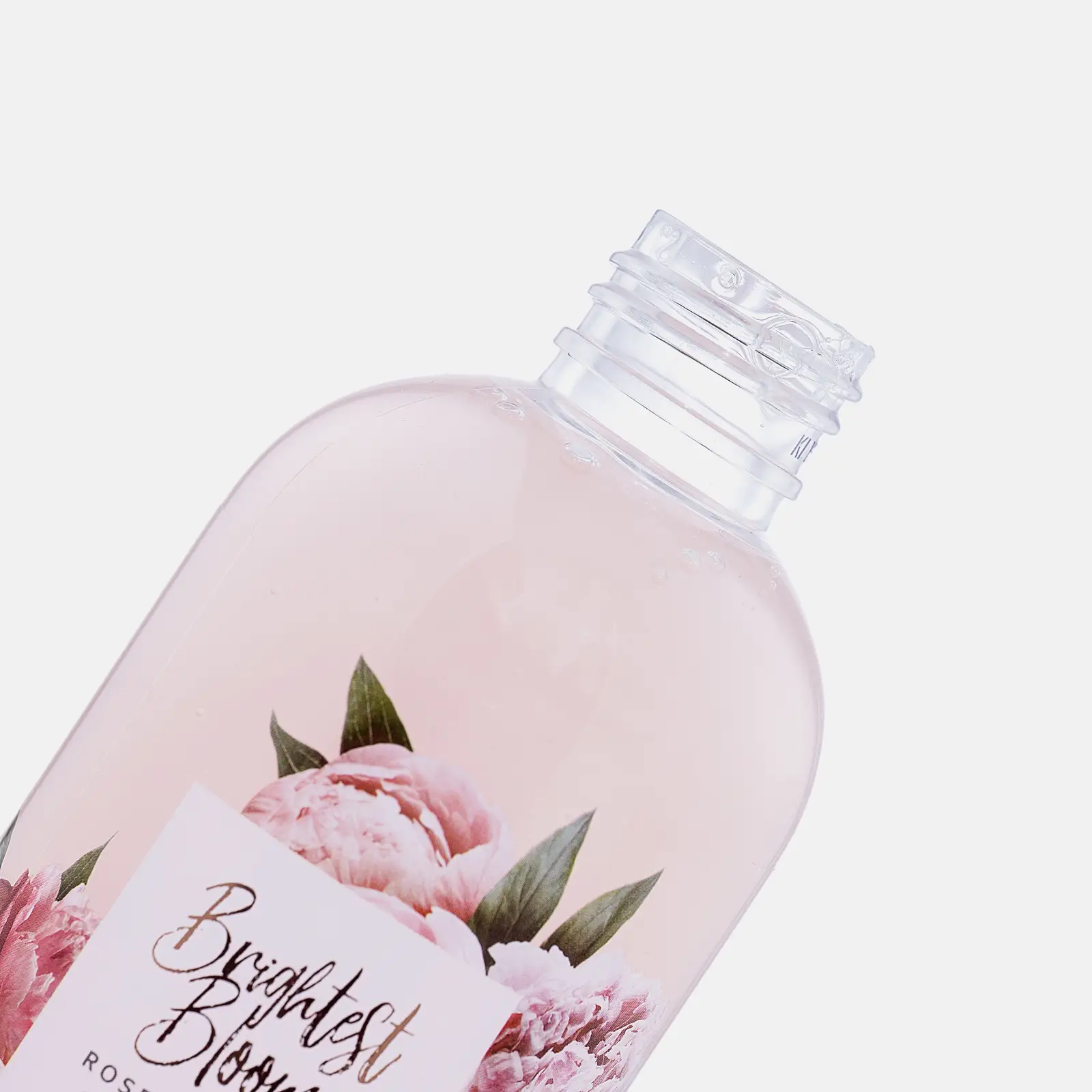 Подарочный набор Шампунь для волос 200мл + Гель для душа 200мл + Крем для рук 50мл + Соль для ванн 100г + Мочалка Rose Fleuriste в ассортименте