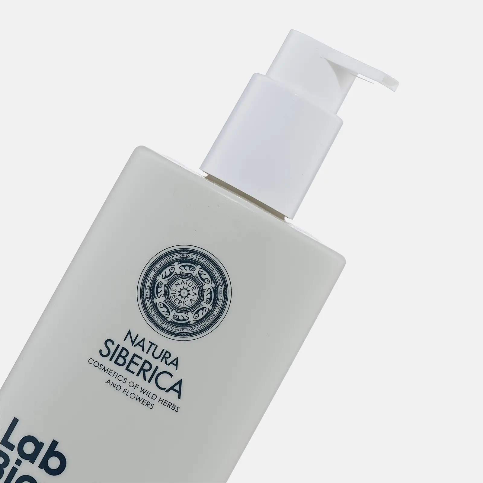 Очищающий шампунь для волос против перхоти Natura Siberica Anti Dandruff 400мл