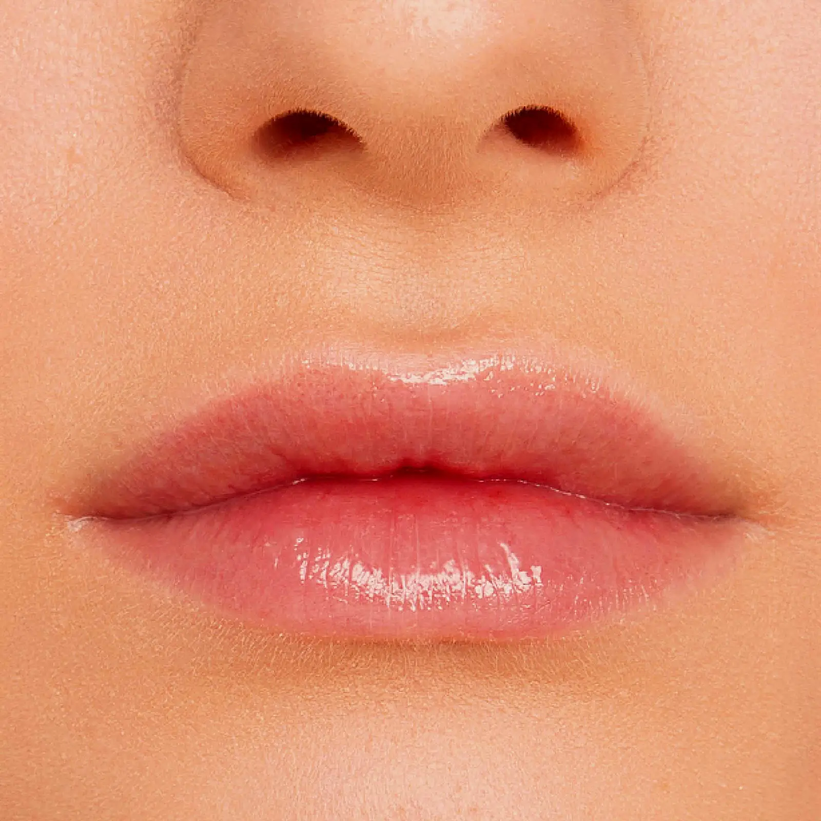 Масло-блеск для губ тон 01 Розовый Influence Beauty Skinfluence