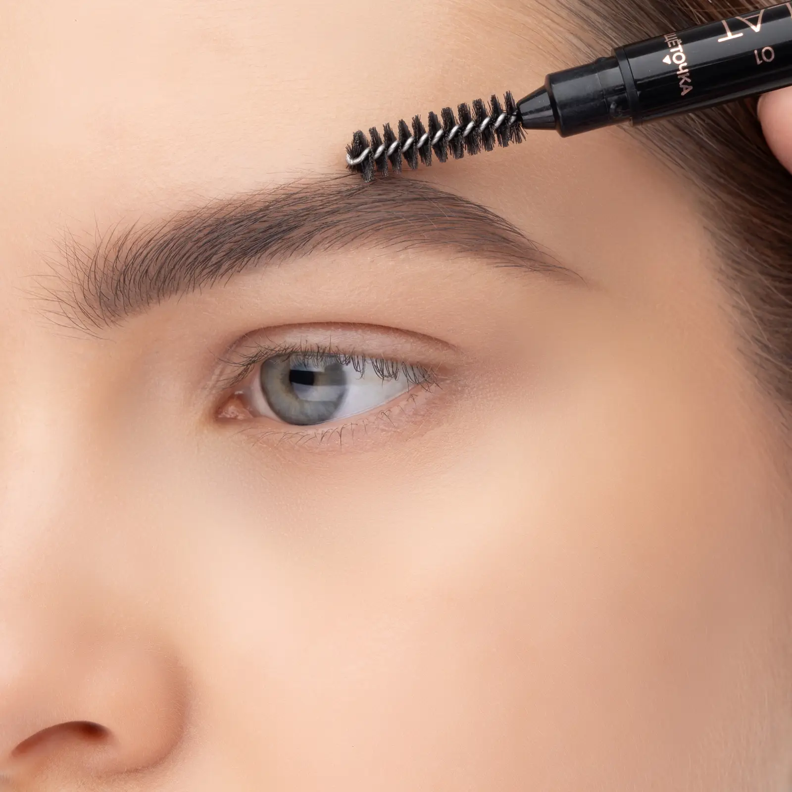 Карандаш для бровей Eva Mosaic Auto Eyebrow Flat тон 01