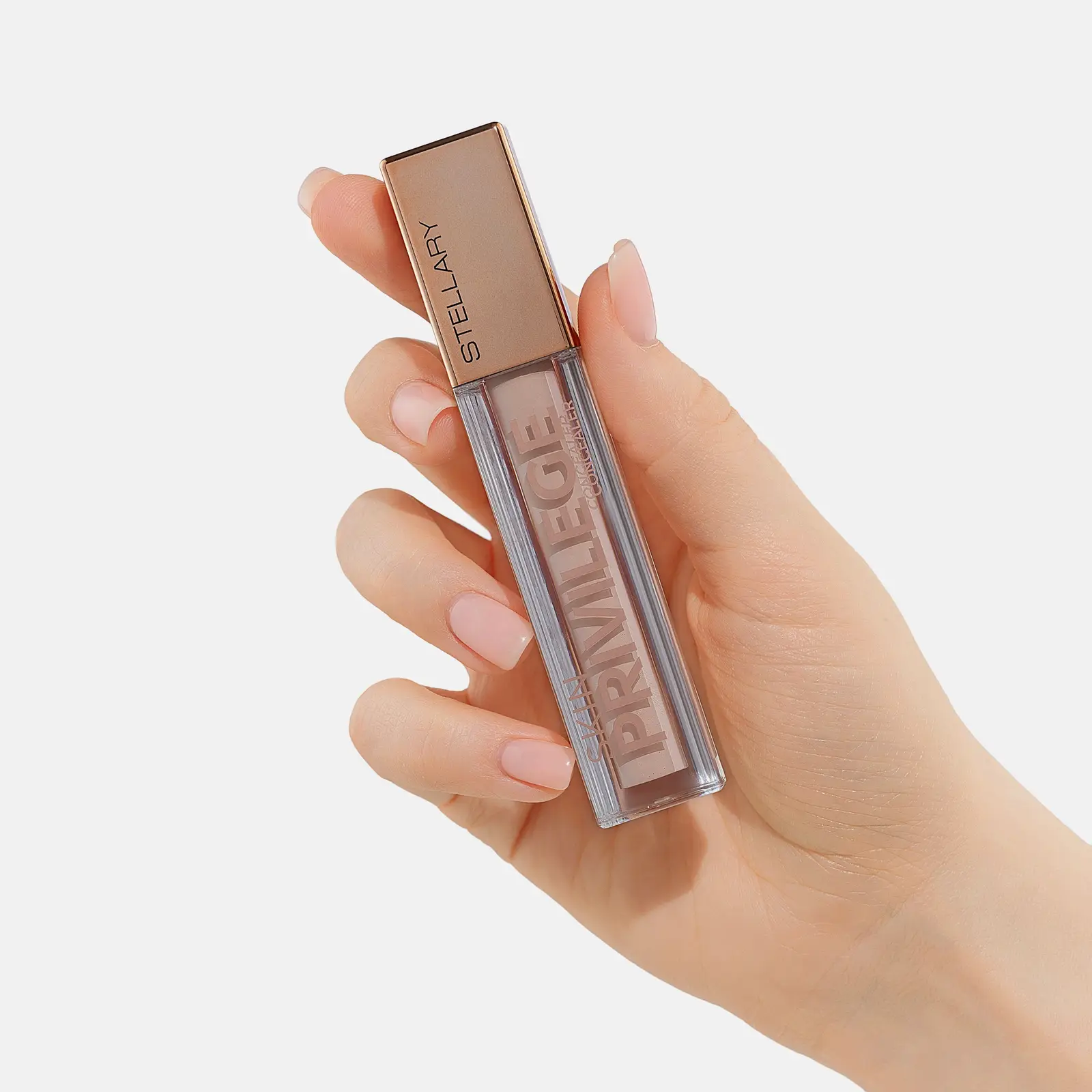 Увлажняющий консилер для лица Concealer Skin Privilege тон 01 Stellary