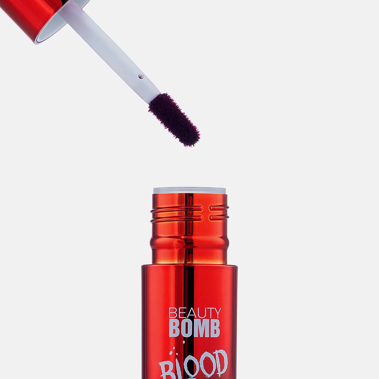 Тинт для губ тон 04 Damons Date Blood Shot Beauty Bomb - фото 4