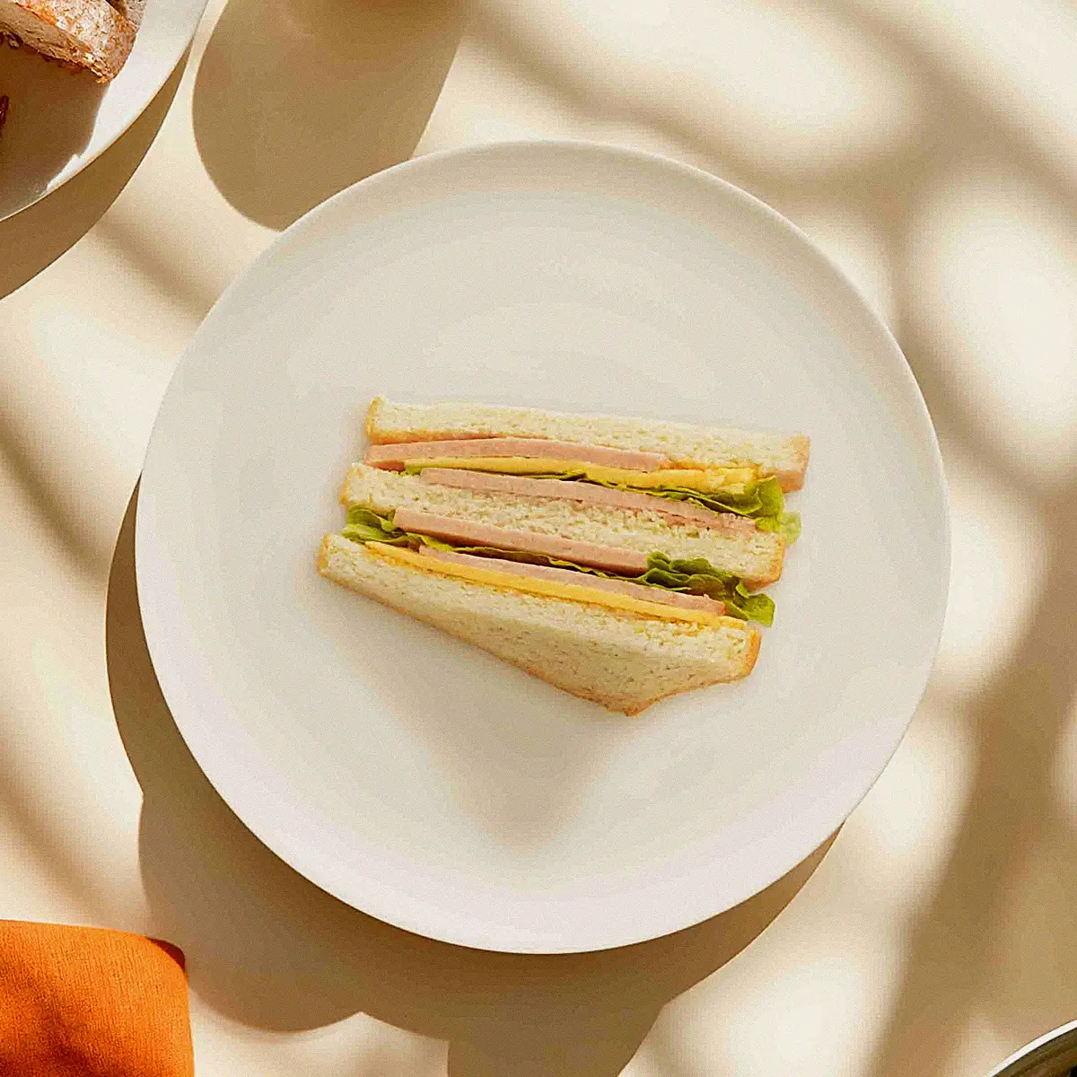 Изображение товара Сэндвич с ветчиной и сыром М Кухня 190г