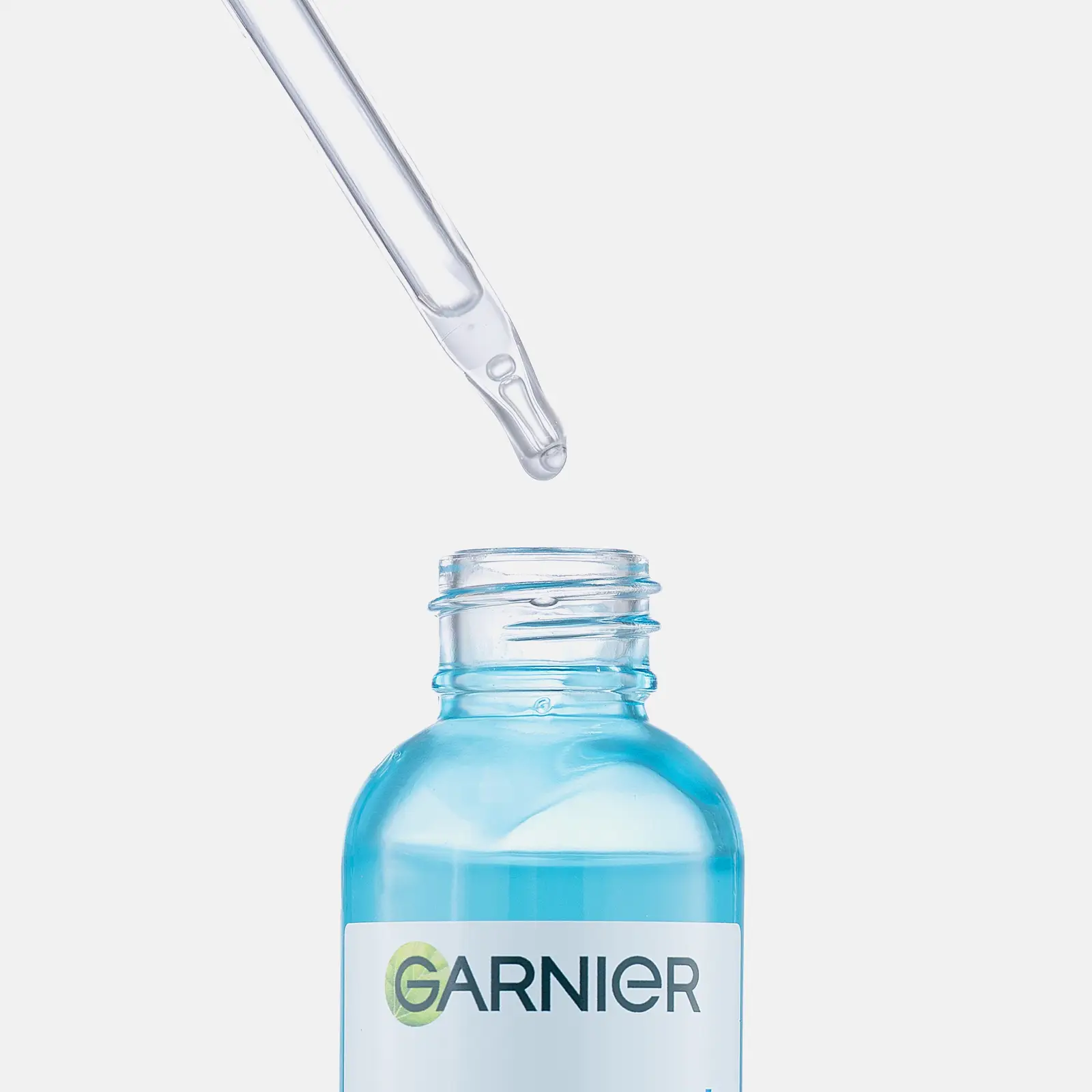 Алоэ-сыворотка для лица Garnier Гиалуроновая Супер гладкость с 3% комплекса из глицерина гиалуроновой кислоты и алоэ вера 30мл