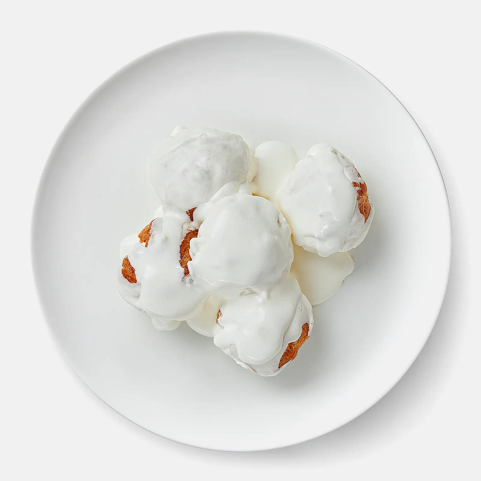 Изображение товара Ванильные профитроли Фили-Бейкер 150 г нежное воздушное лакомство с шоколадной глазурью