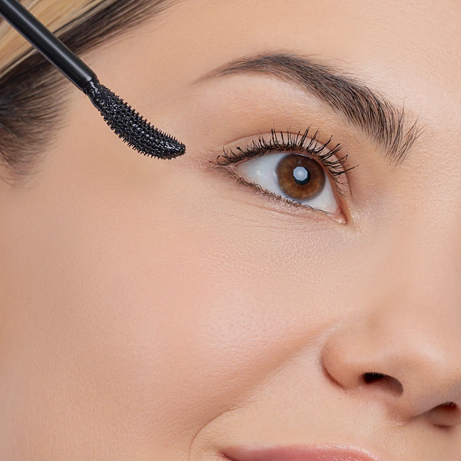 Тушь для ресниц c эффектом объема Mixit Make Up