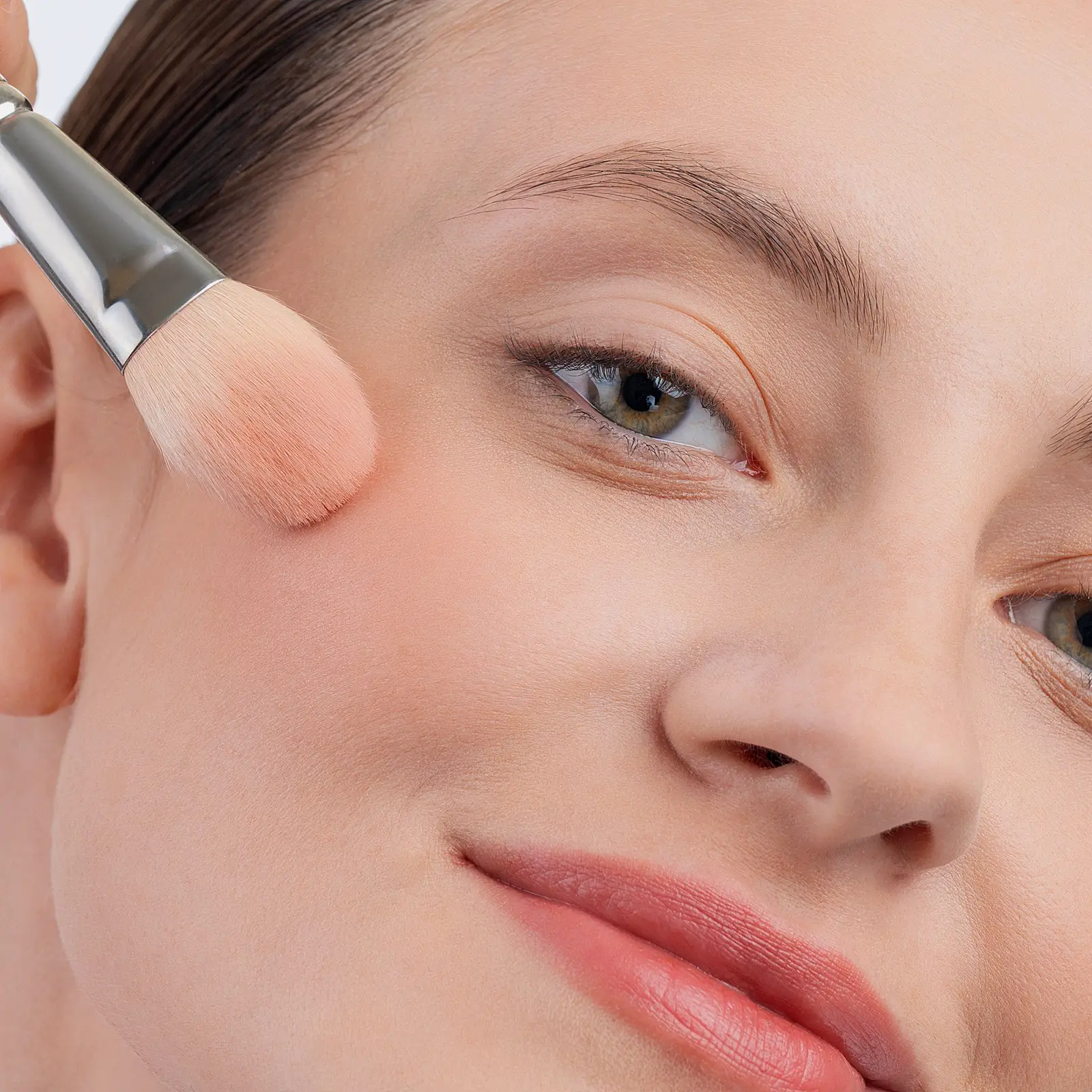 Румяна для лица Influence Beauty Soft Skills компактные тон 04 