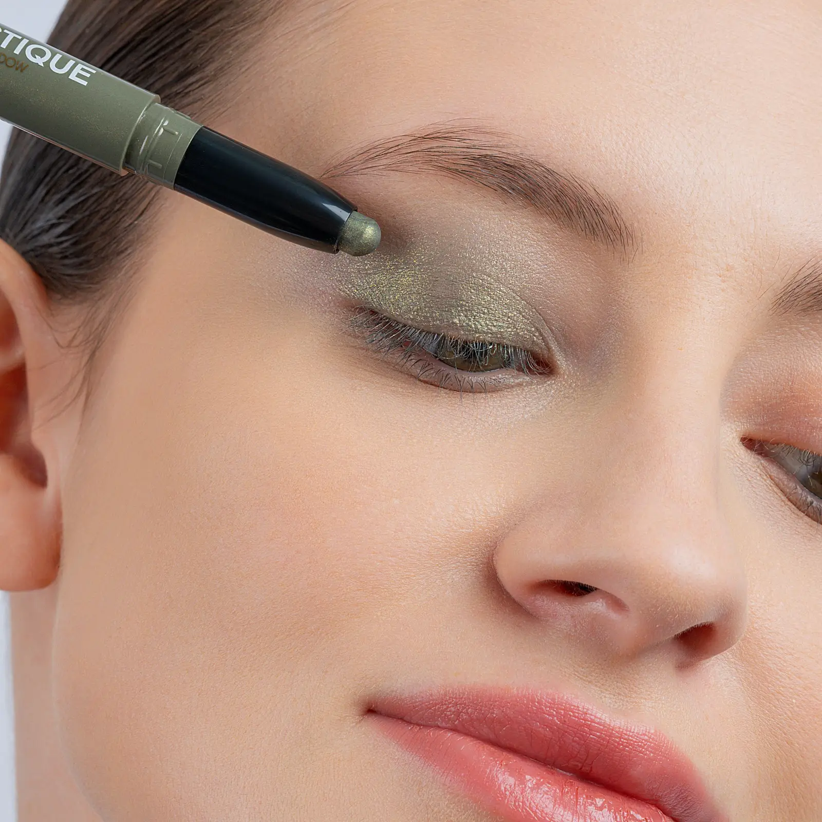 Кремовые тени для век Hypnostique тон 01 Vivienne Sabo