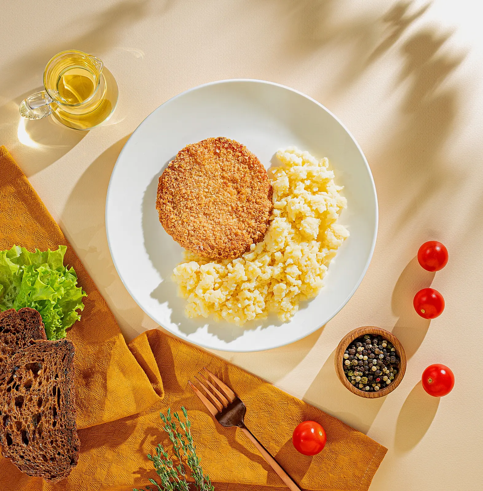 Шницель куриный с картофельным пюре 250г