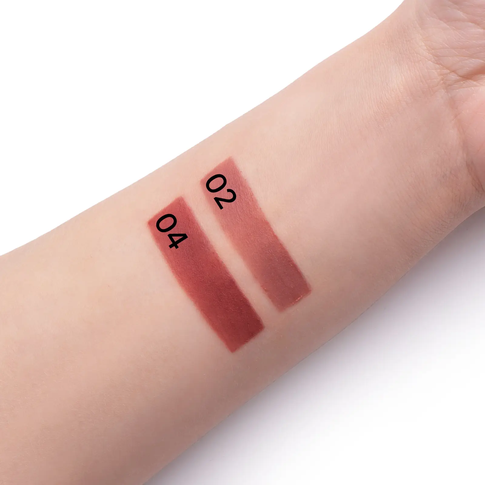 Помада для губ Divage Matte Cloud Liquid Lipstick тон 04