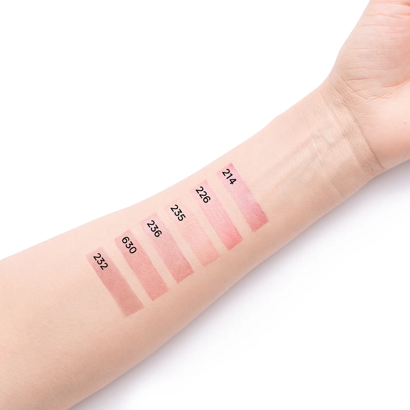 Помада для губ L’Oréal Paris Color Riche увлажняющая оттенок 232 Нежный кашемир 