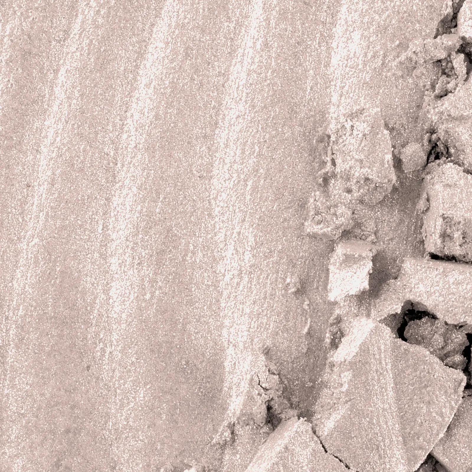 Хайлайтер для лица и тела 2в1 тон 01 Infinity 7Days B.Colour Pro Capsule