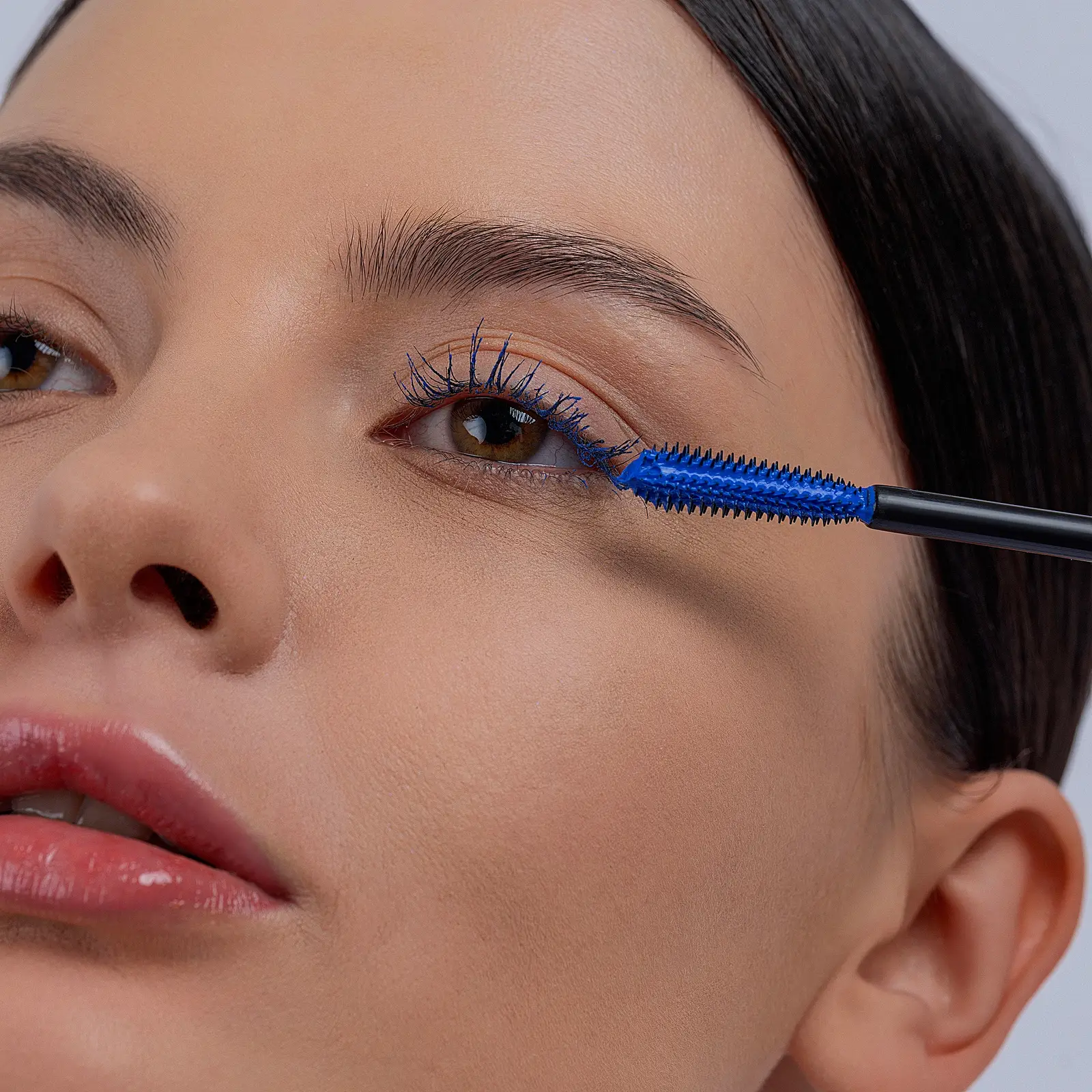 Влагостойкая тушь для ресниц Color Smash Beauty Bomb тон 01