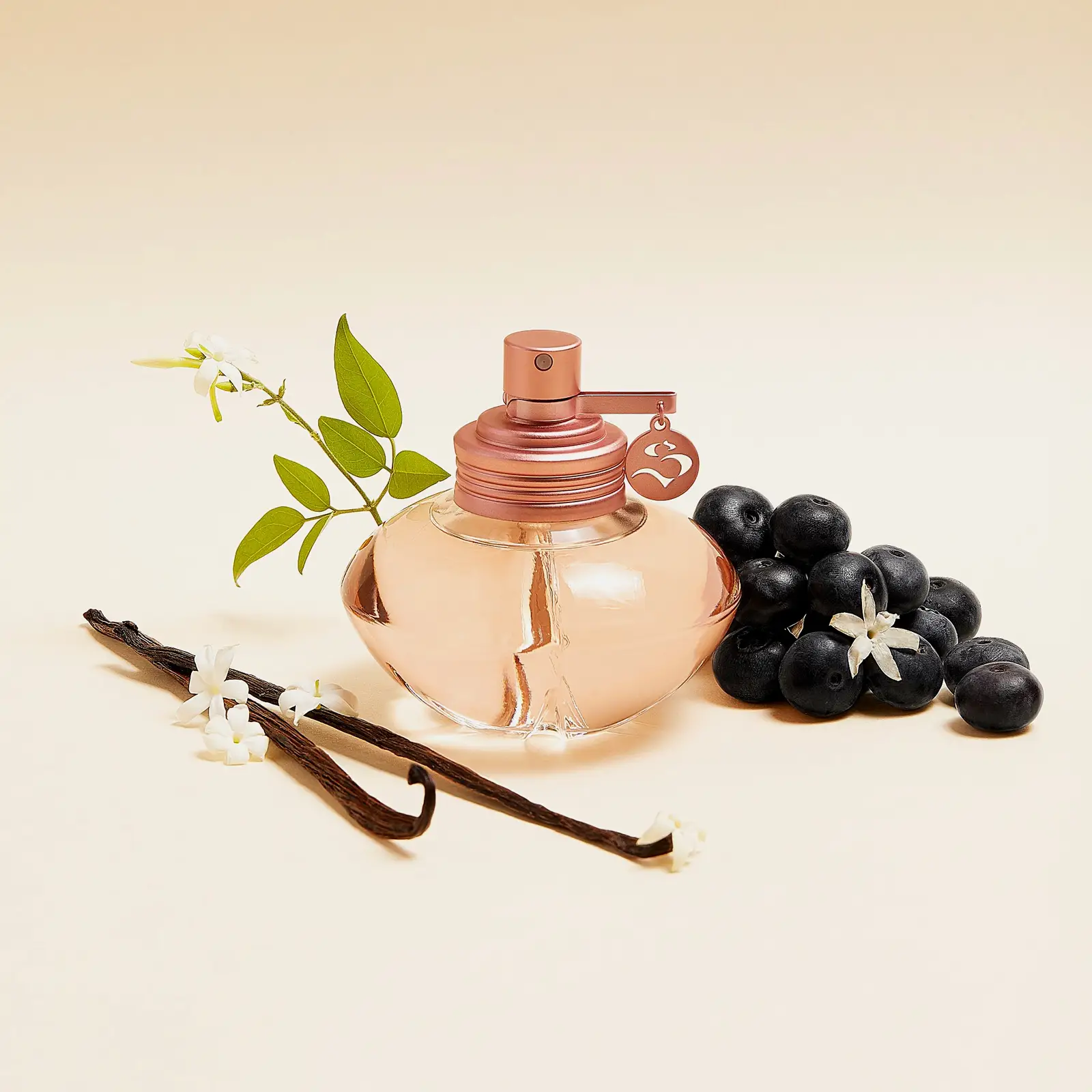 Туалетная вода Eau Florale Shakira женская 50мл