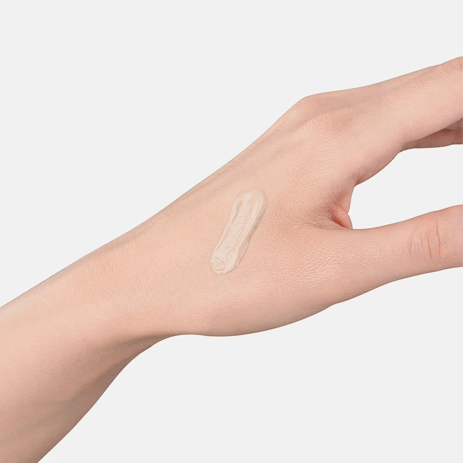 Тональное средство Elian Russia Silk Obsession SPF10 т12Creme