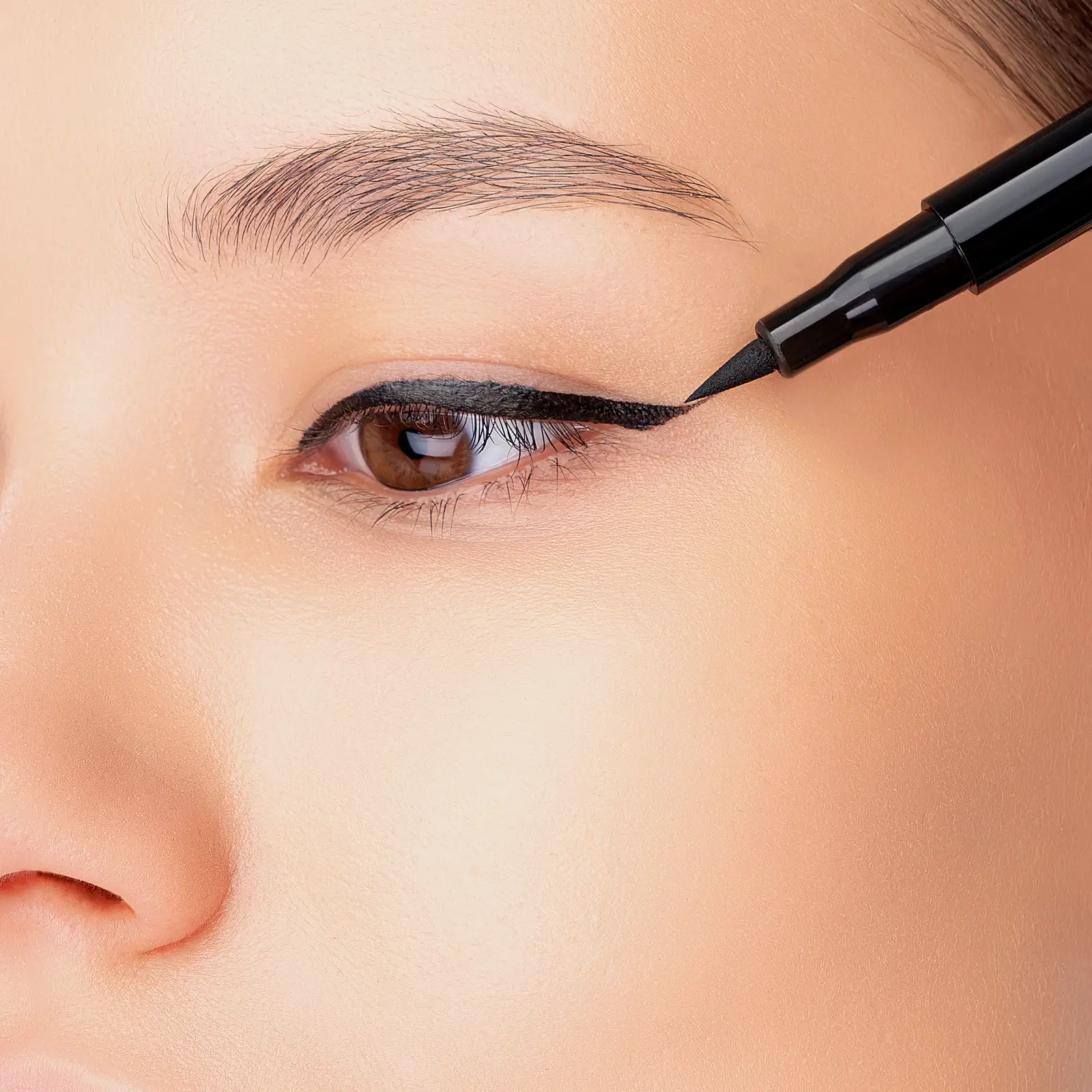 Подводка для глаз Belor Design Линия стиля