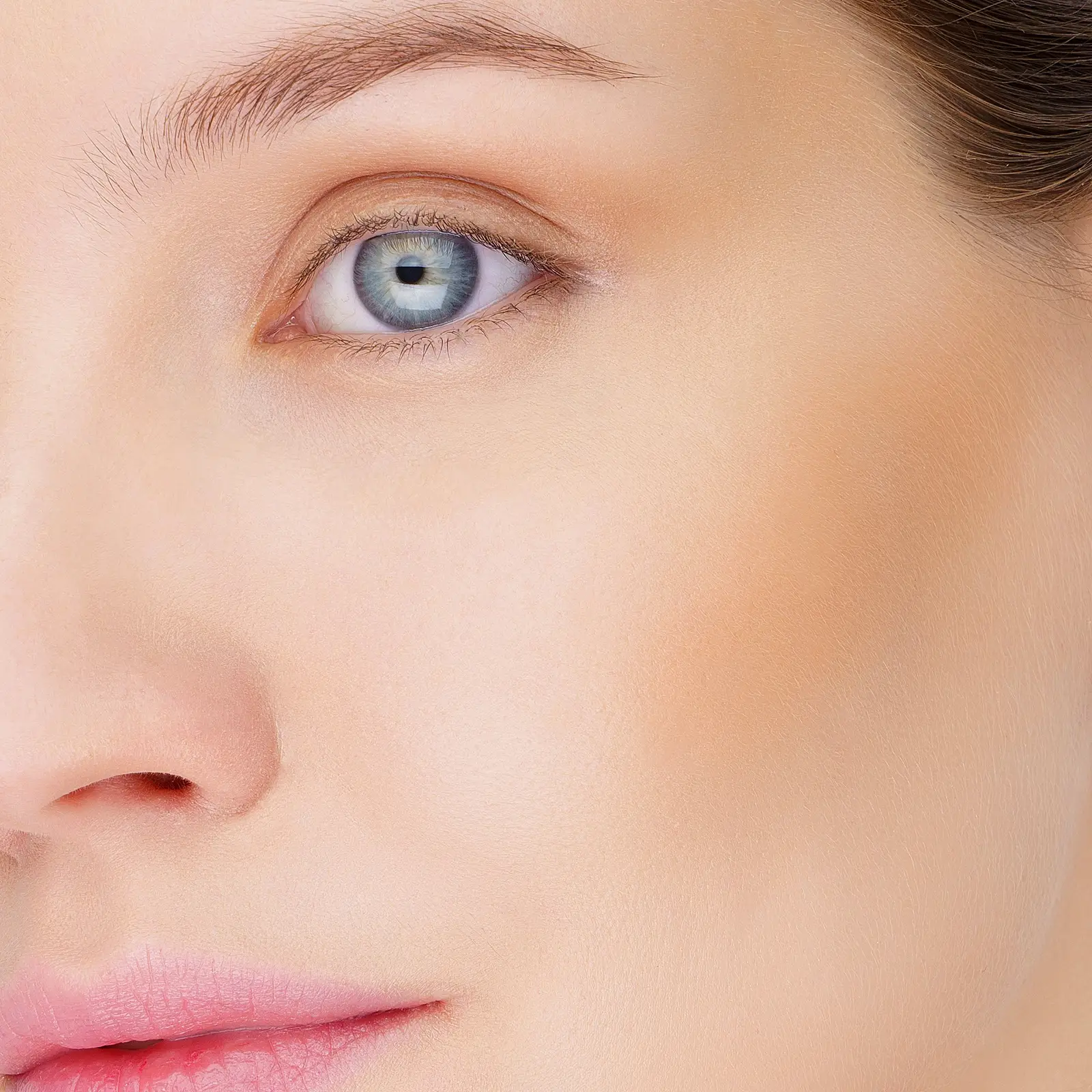 Скульптор для лица в стике тон 02 Love Generation Magic