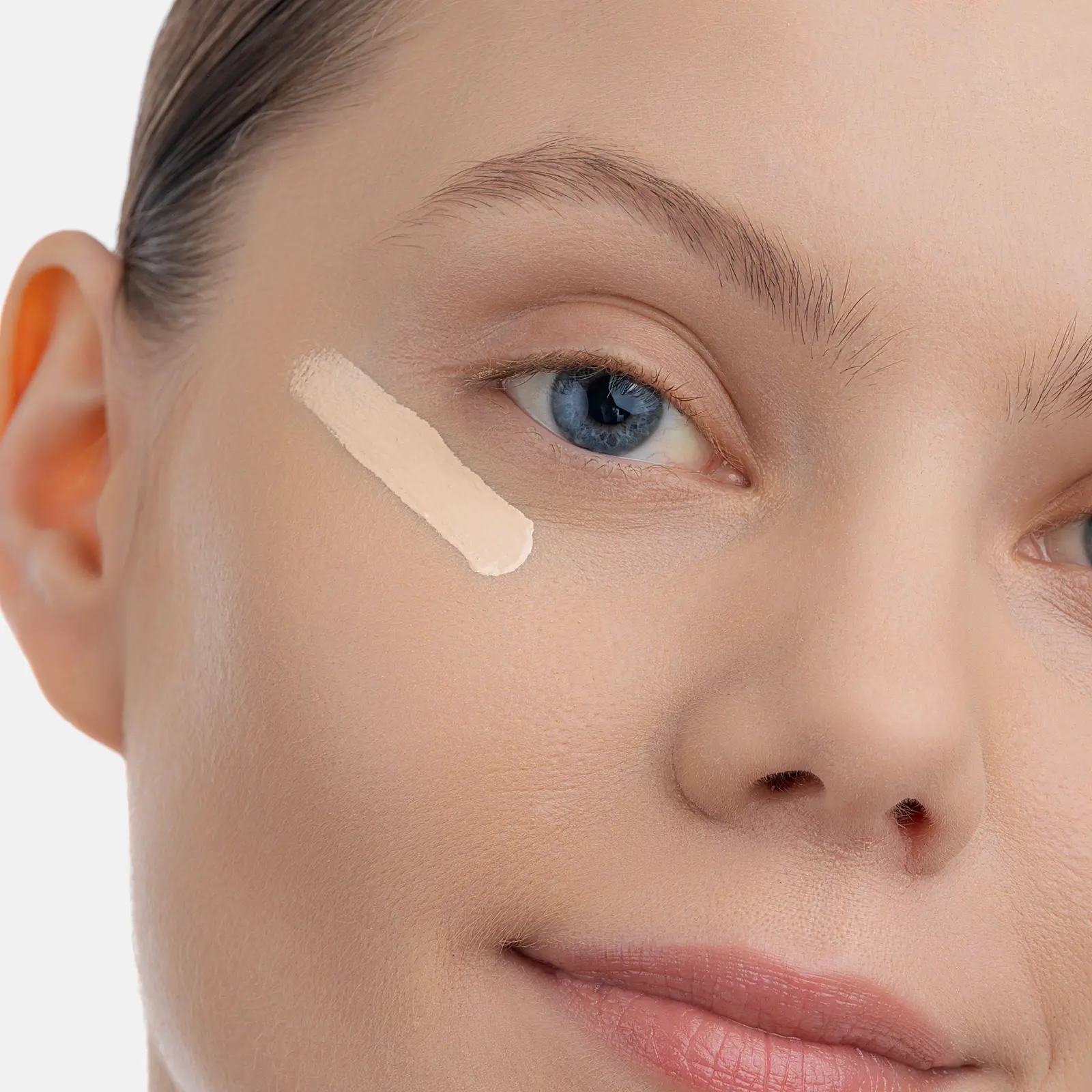 Кремовый консилер для лица тон 01 Influence Beauty Ultra Eraser
