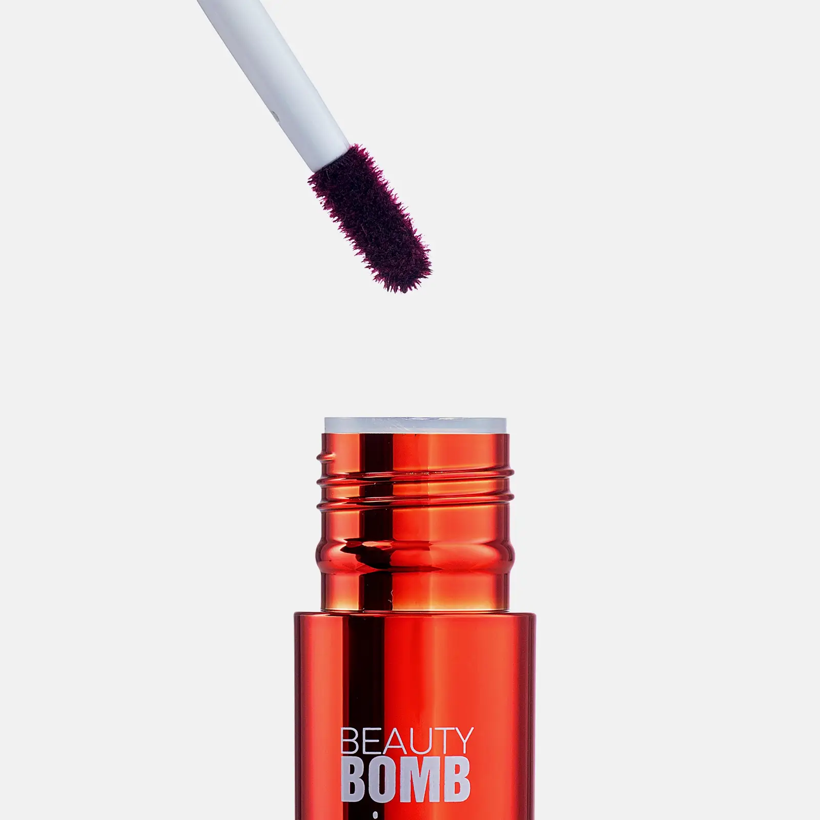 Тинт для губ тон 06 Nosferatus Call Blood Shot Beauty Bomb - фото 4