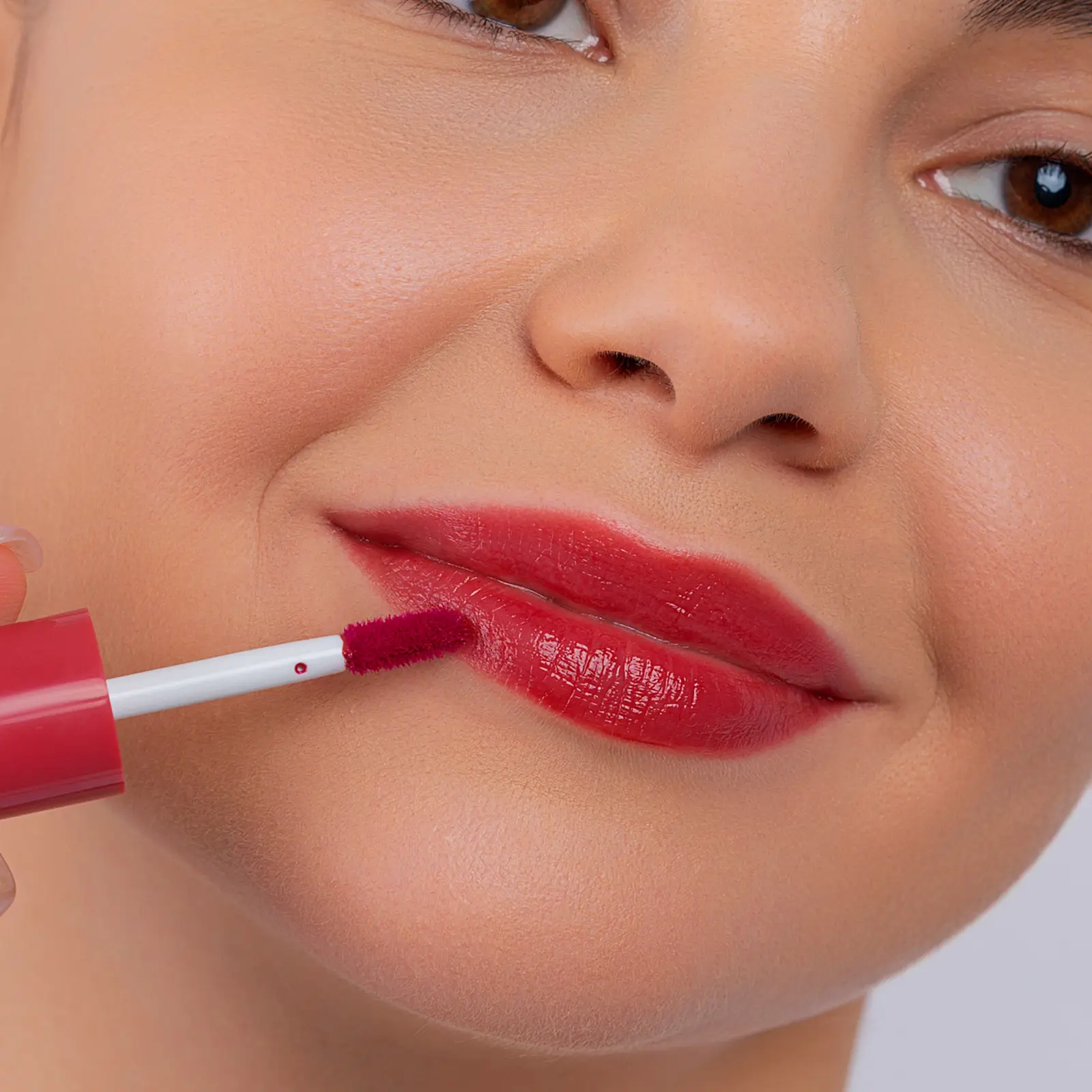 Кремовый тинт для губ Scream Tint тон 02 Beauty Bomb - фото 5