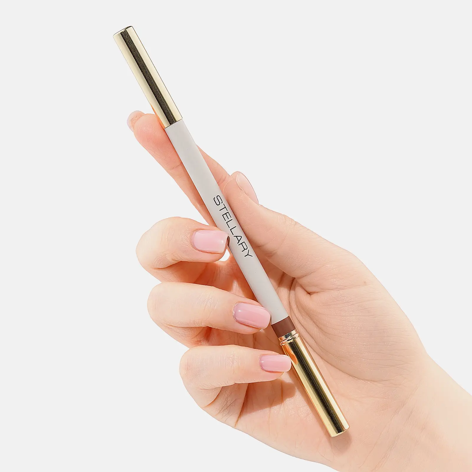 Карандаш для бровей с щеточкой Classic Brow Pencil Stellary тон 01 - фото 2 Карандаш для бровей с щеточкой Classic Brow Pencil Stellary тон 01 - фото 2