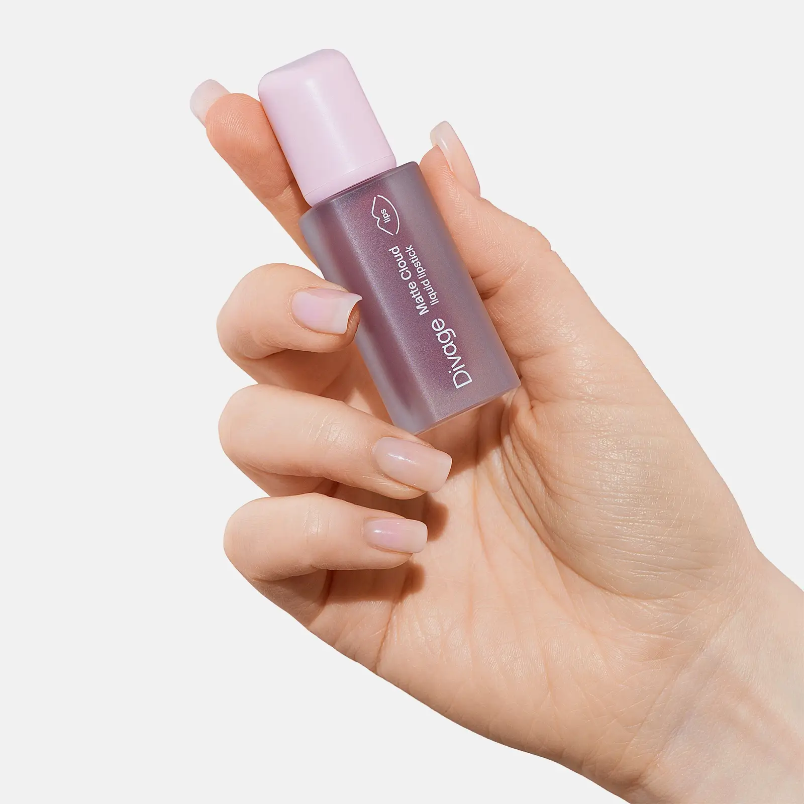 Помада для губ Matte Cloud Liquid Lipstick тон 03 Divage