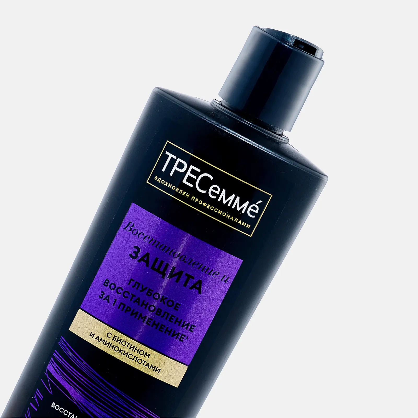 Шампунь для волос Тресемме Восстановление и защита 400мл