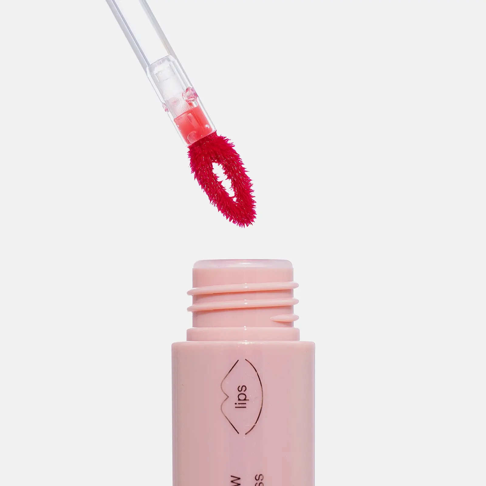 Блеск для губ тон 05 Розовый Divage Way To Glow Lip Gloss