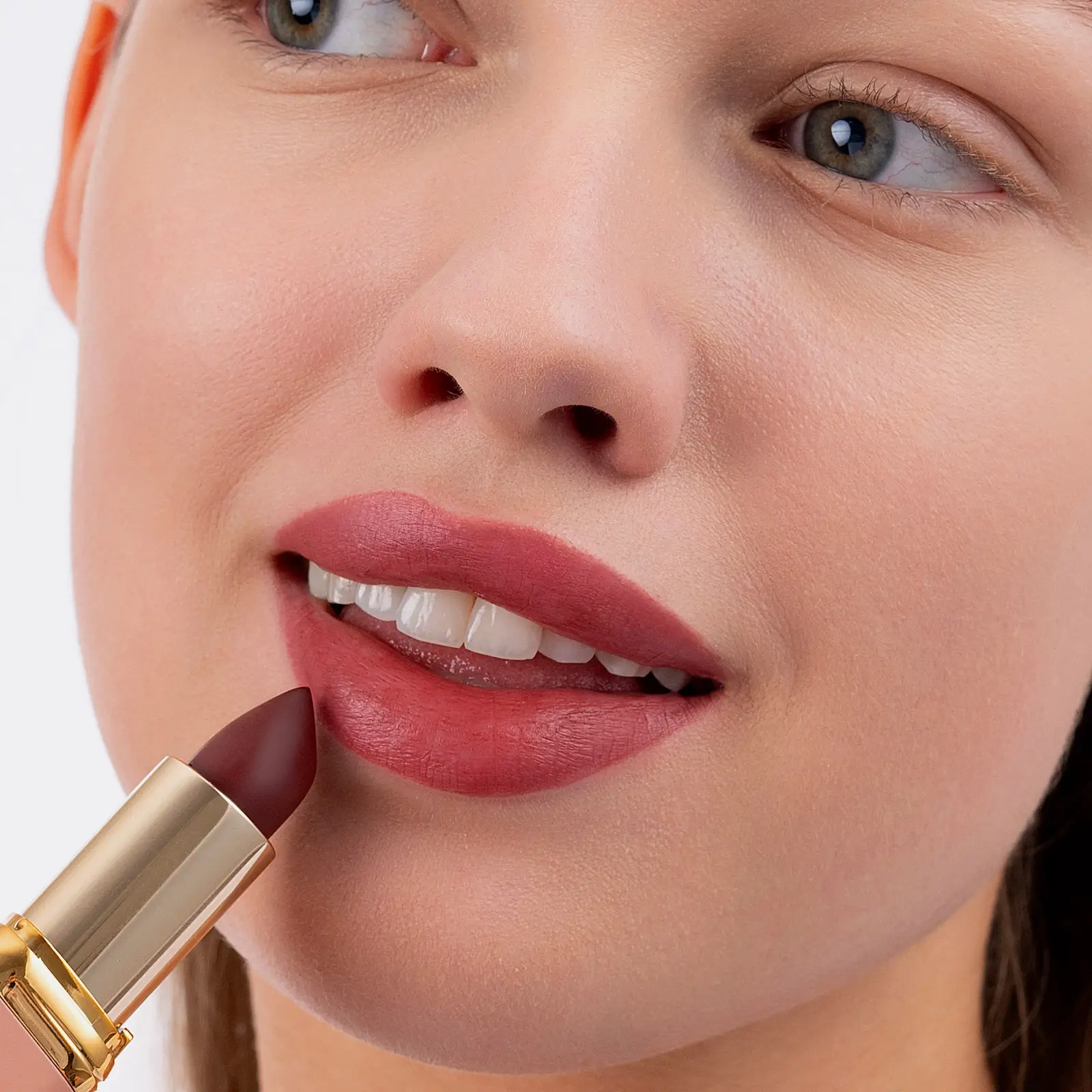 Помада для губ Color Riche Matin Balm тон 570 Loreal Paris - фото 6