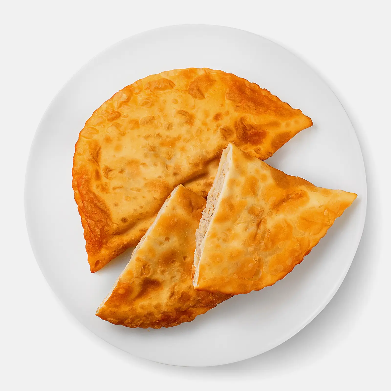 Изображение товара Чебуреки с мясом 120г Вилочка - вкусное блюдо с сочной начинкой и хрустящим тестом