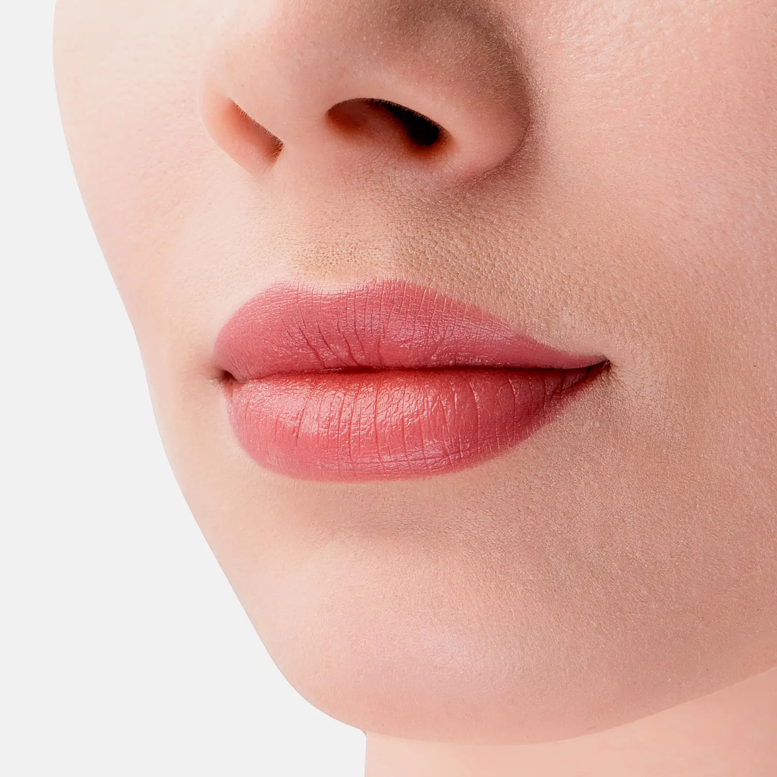 Увлажняющая помада для губ Cult Classic с гиалуроновой кислотой тон 07 Stellary