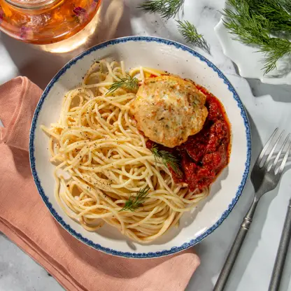 Изображение товара Оладьи куриные со спагетти с томатным соусом М Кухня 200г