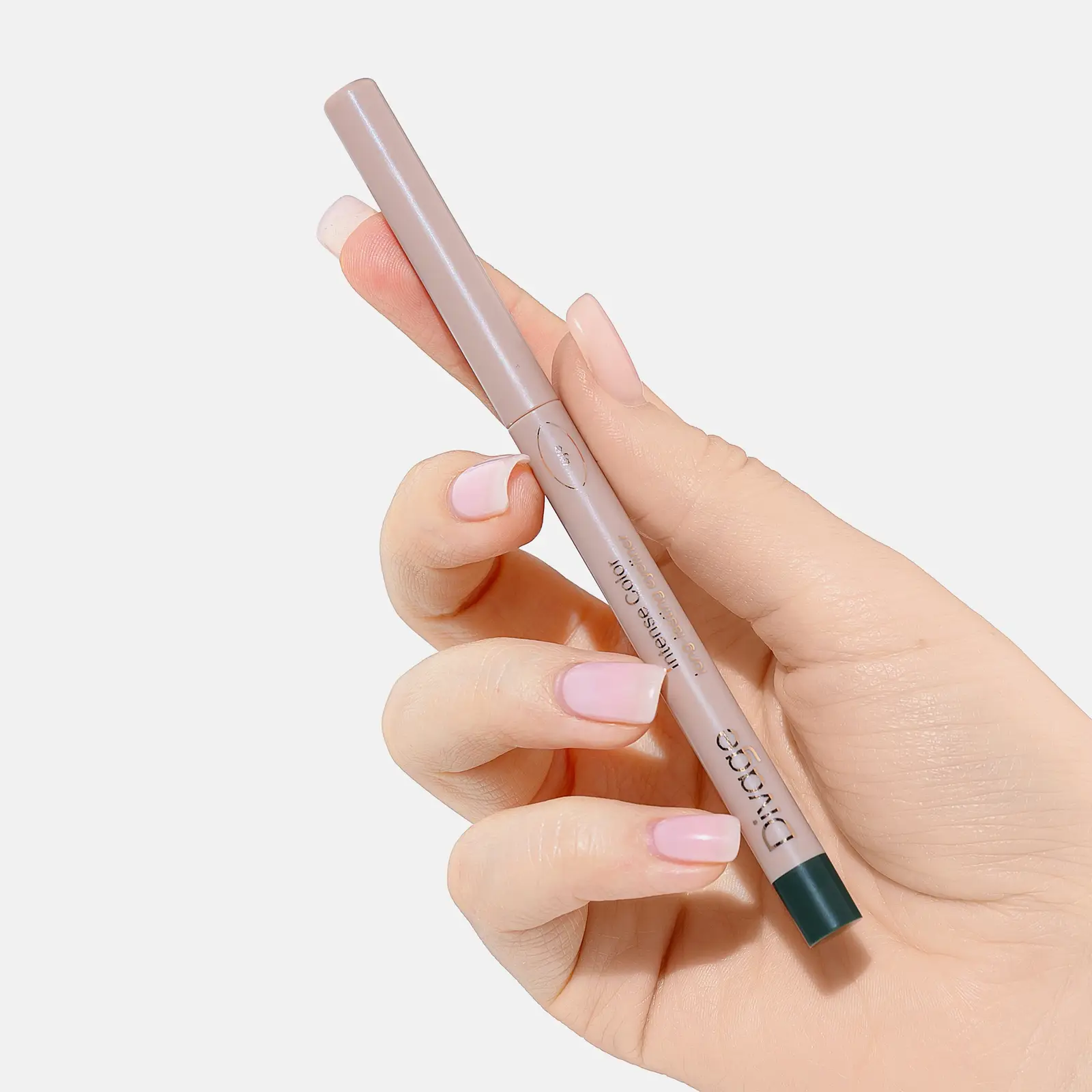 Автоматический карандаш для глаз Intense Color тон 04 Зеленый Divage