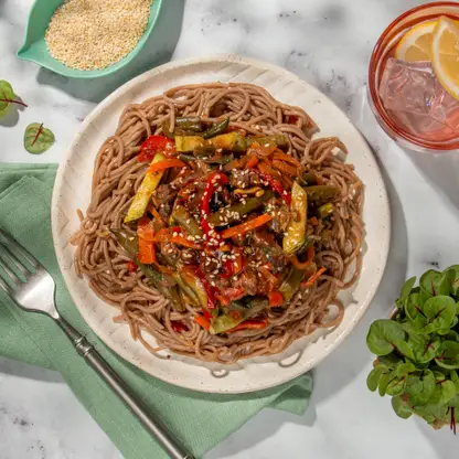 Изображение товара Соба с говядиной в соусе Wok М Кухня 220г