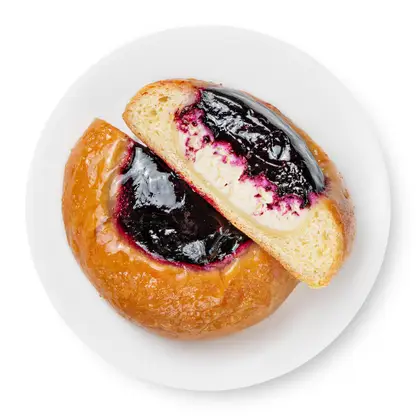 Изображение товара Ватрушка с творожной начинкой и голубикой 140г