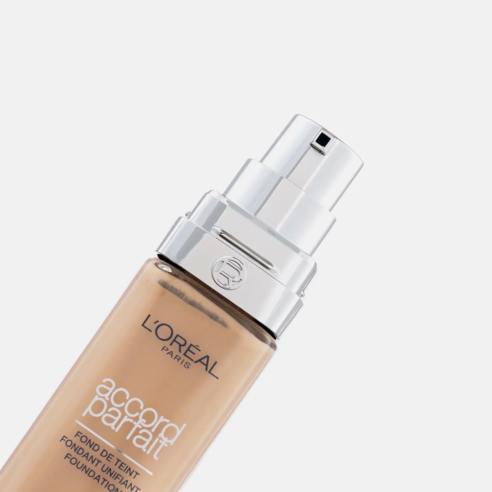 Тональный крем для лица тон 3 D/W L’Oréal Paris Accord Parfait - фото 3 Тональный крем для лица тон 3 D/W L’Oréal Paris Accord Parfait - фото 3