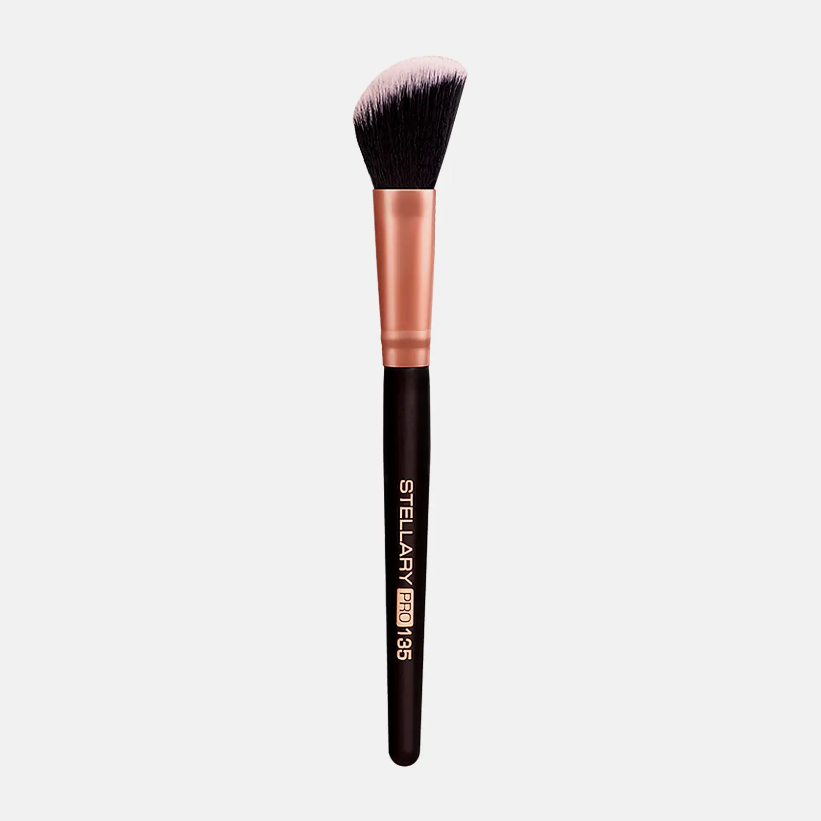 Кисть для румян и контуринга Stellary Blush contour тон 135 2.8*2.8*19см