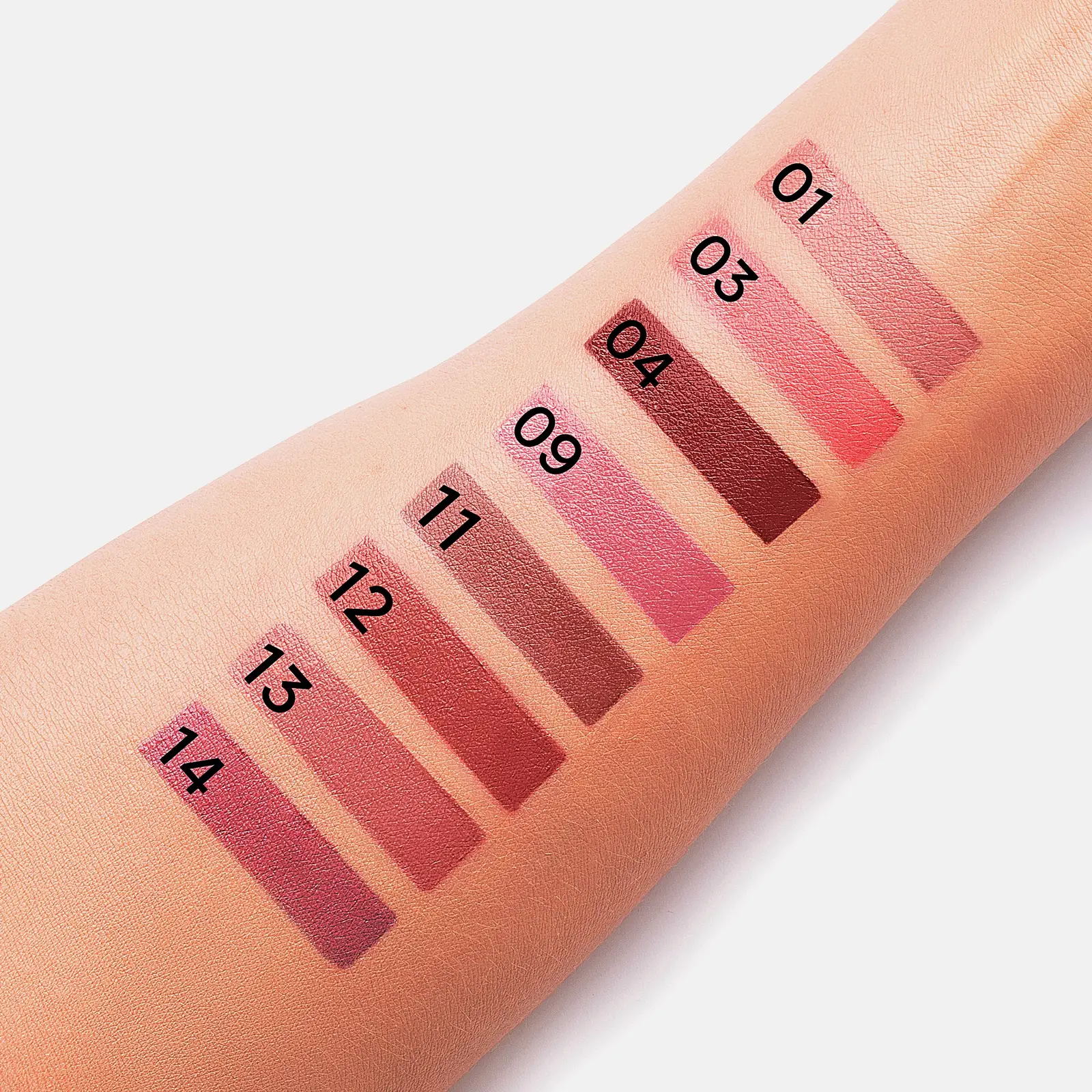 Помада-карандаш Belor Design Satin Colors тон 4