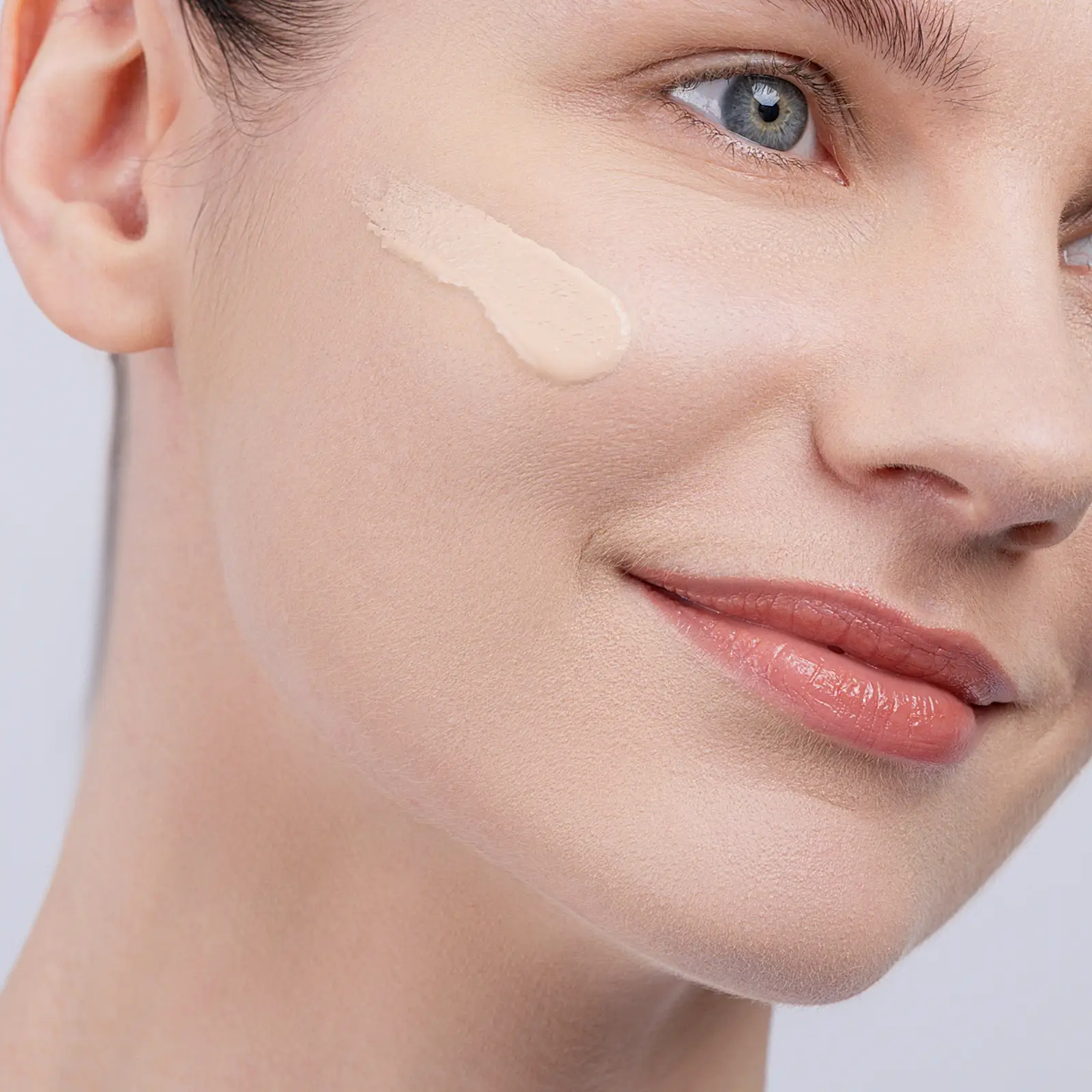 Тональный СС-крем для лица Art-Visage Nude Stay увлажняющий 301 - фото 4 Тональный СС-крем для лица Art-Visage Nude Stay увлажняющий 301 - фото 4