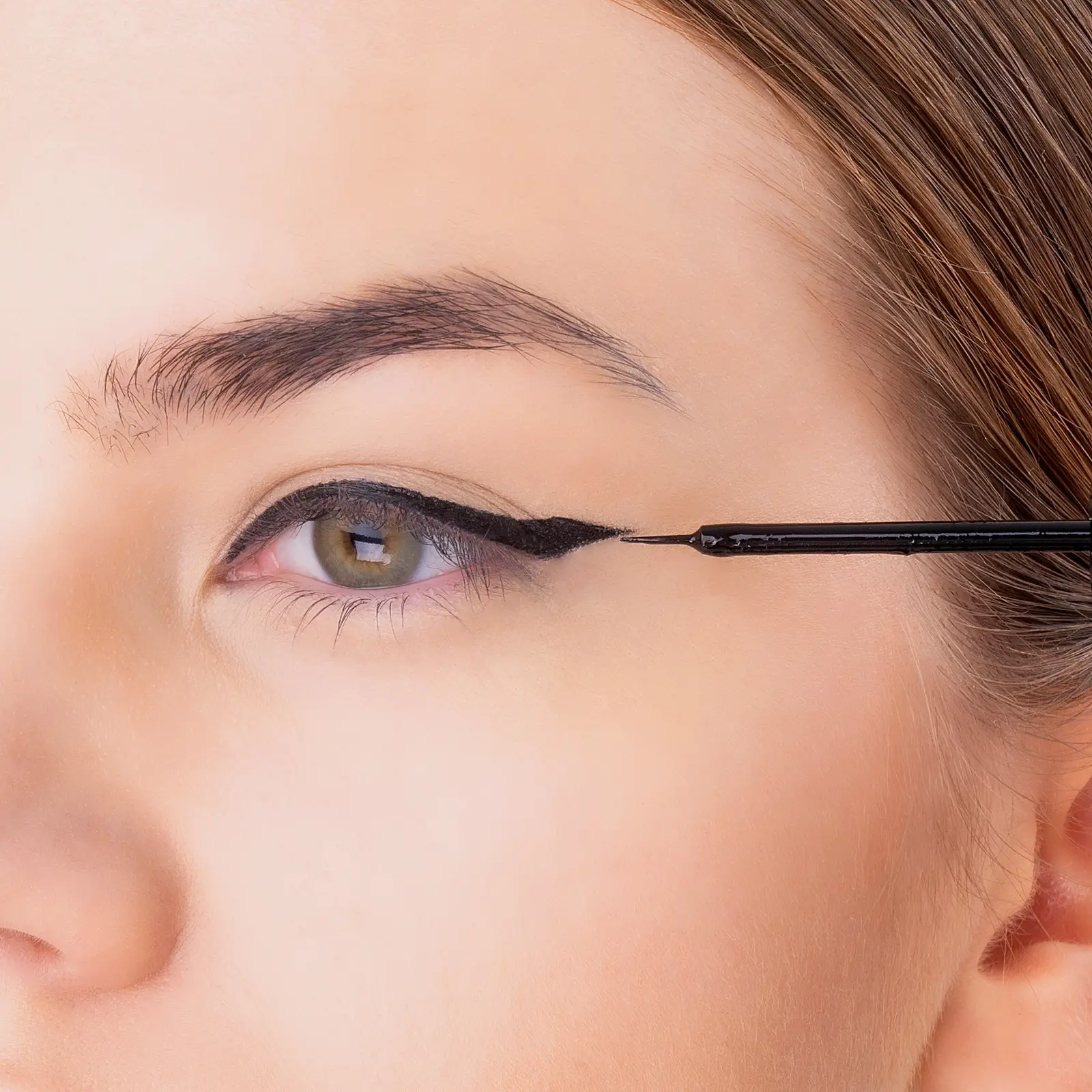 Водостойкая подводка для глаз тон 01 Stellary