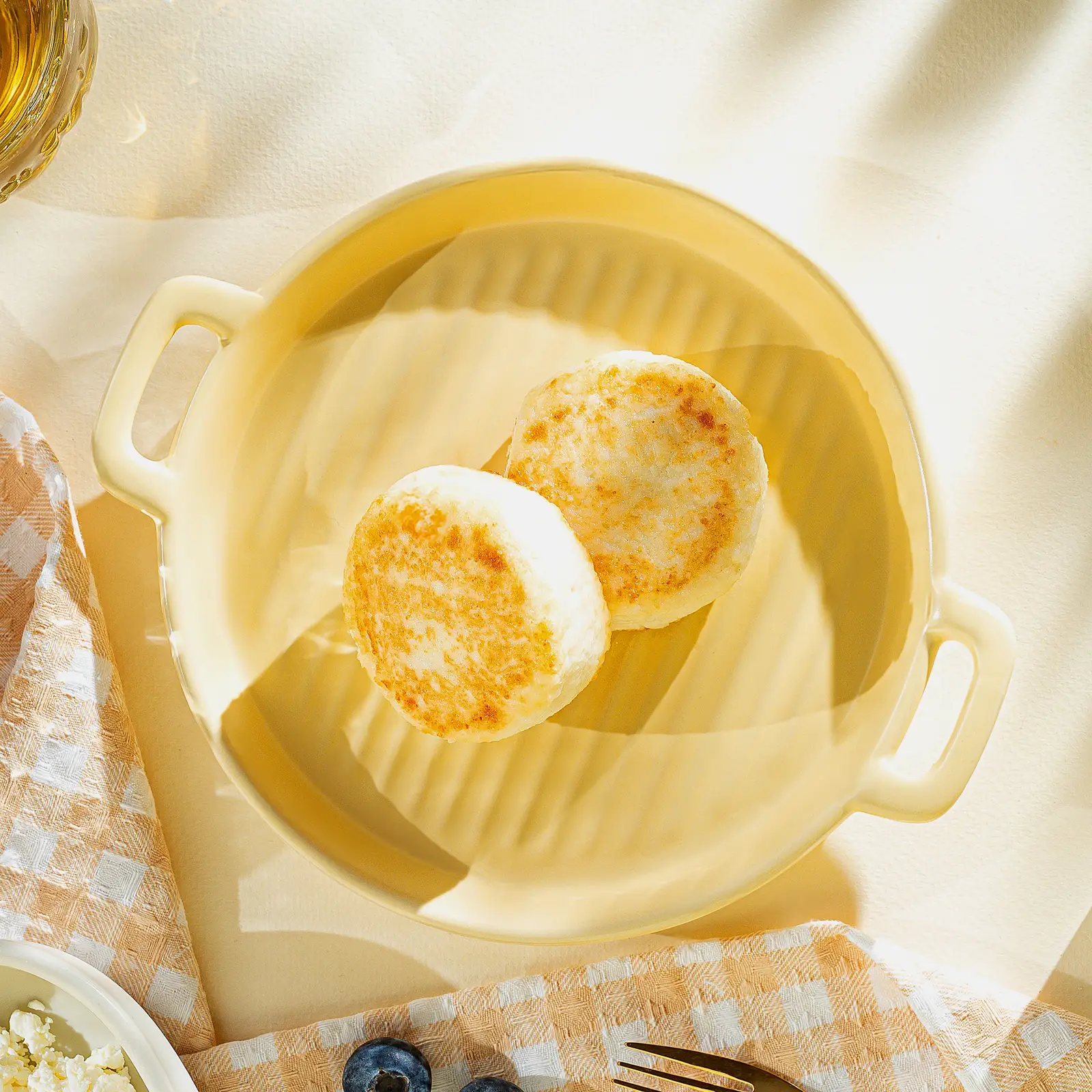 Изображение товара М Кухня Сырники 120г домашняя выпечка творог ванильная корочка