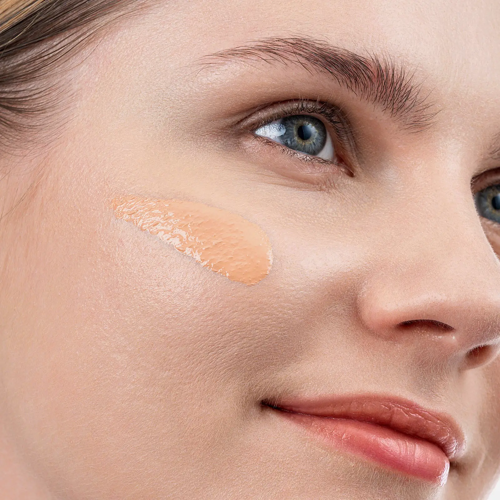 Тональный крем-тинт для лица тон 03 Princess Skin Beauty Bomb - фото 2