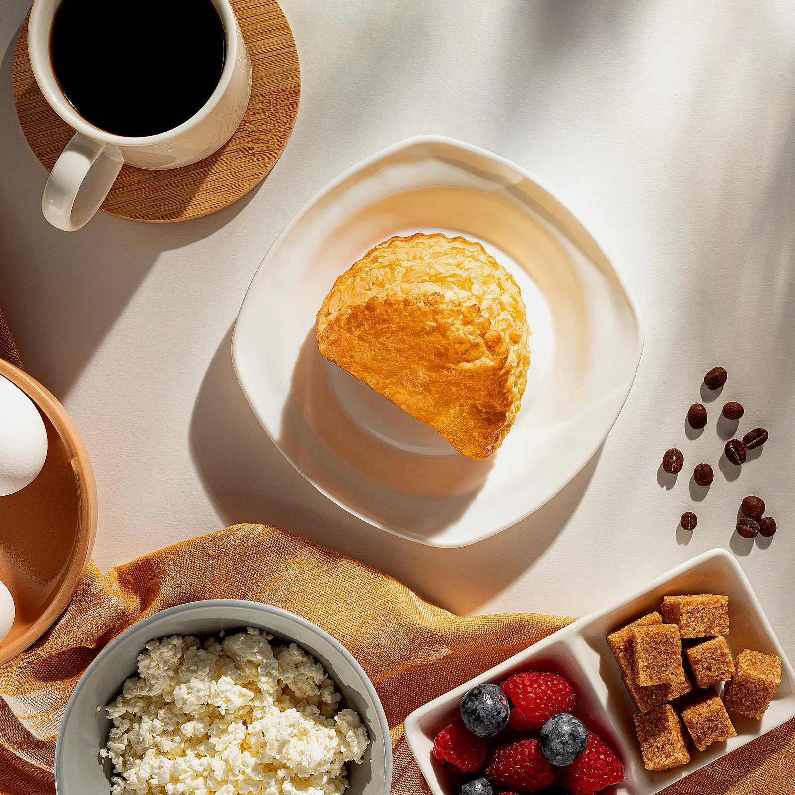 Слойка Язычок с творожной начинкой 47г