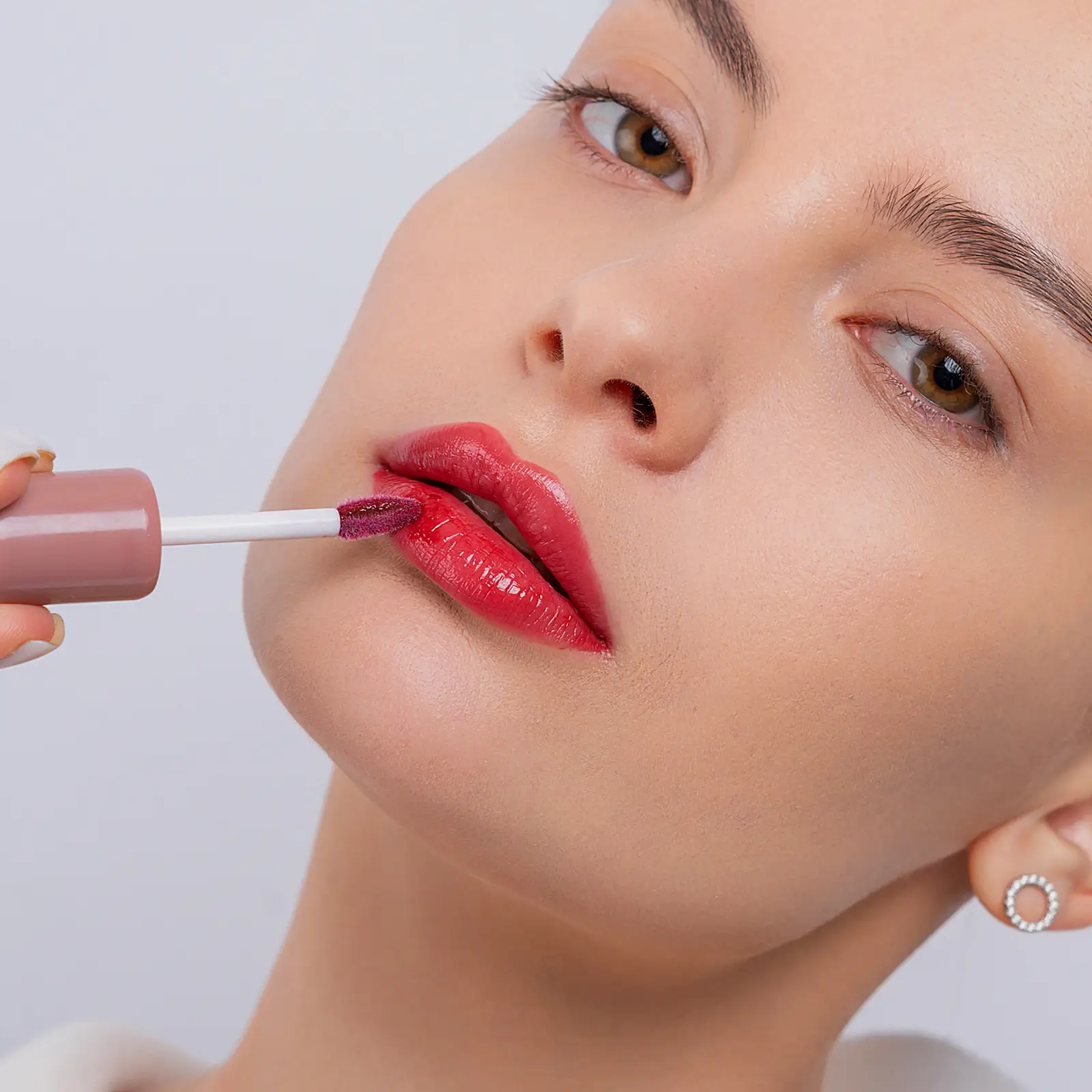 Помада для губ Butter Gloss Liquid Lipstick тон 08 Divage - фото 4