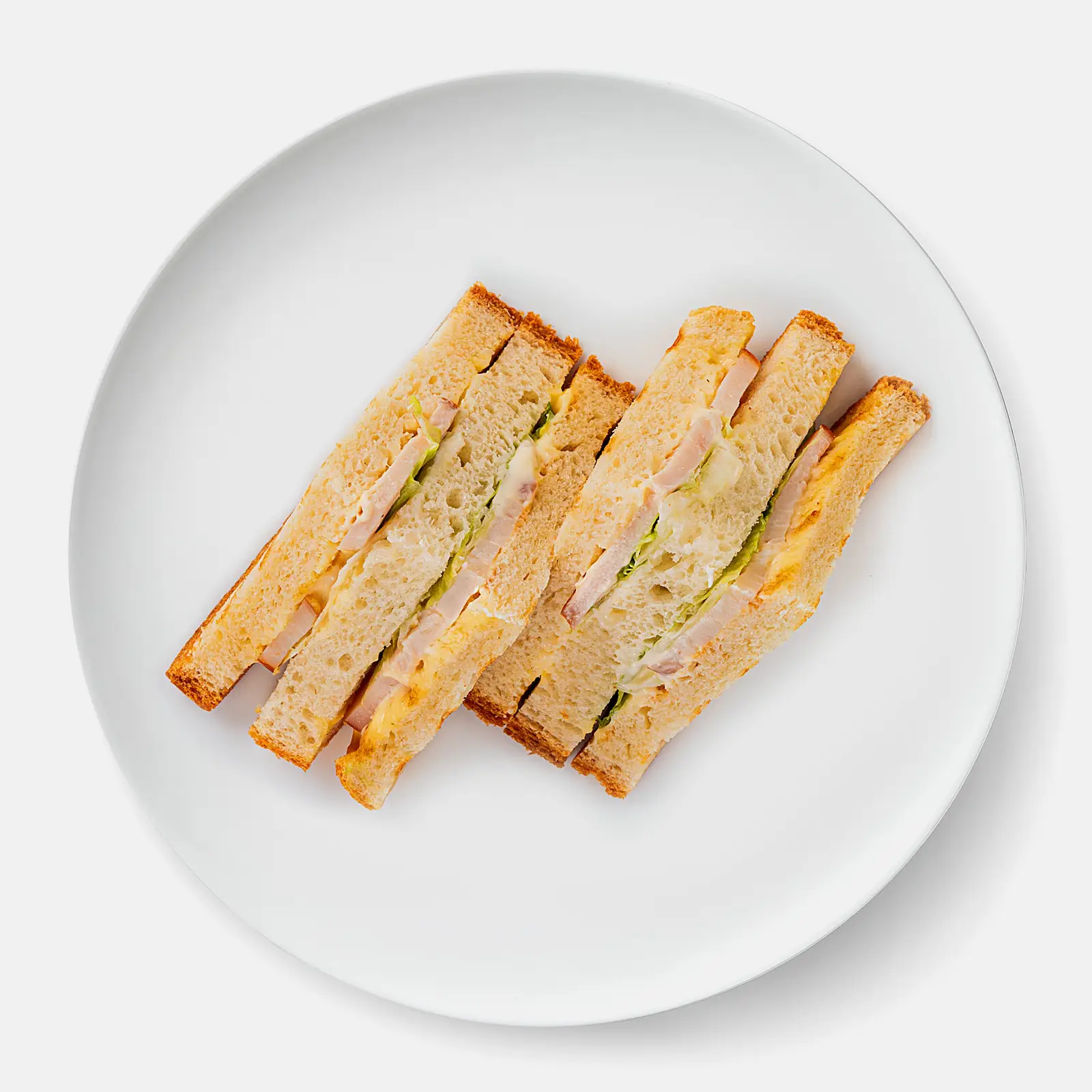 Клаб сэндвич с курицей и салатом 130г