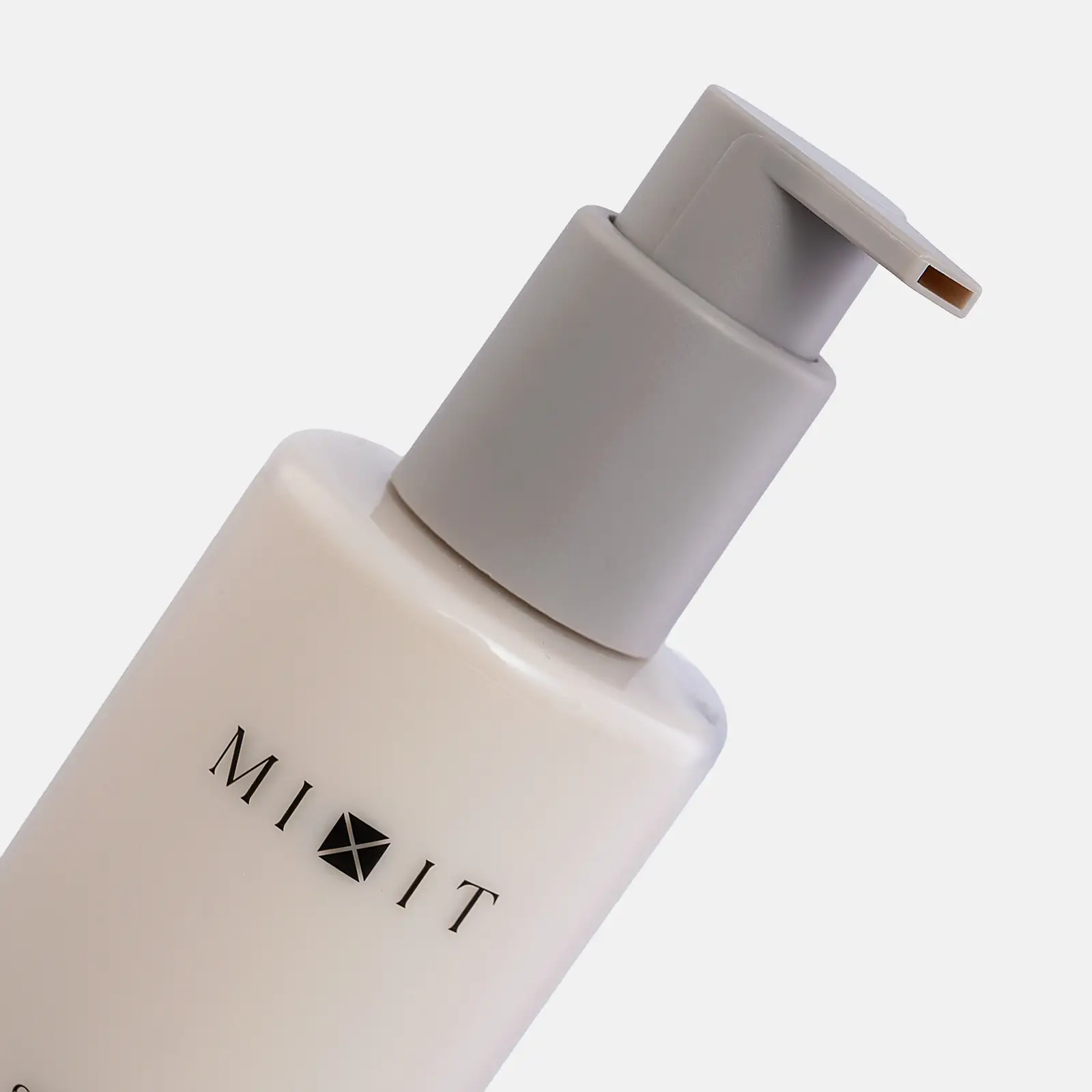 Крем для рук и тела Mixit Spa Rituals с ароматом амбры и бобов тонка 250мл - фото 3 Крем для рук и тела Mixit Spa Rituals с ароматом амбры и бобов тонка 250мл - фото 3