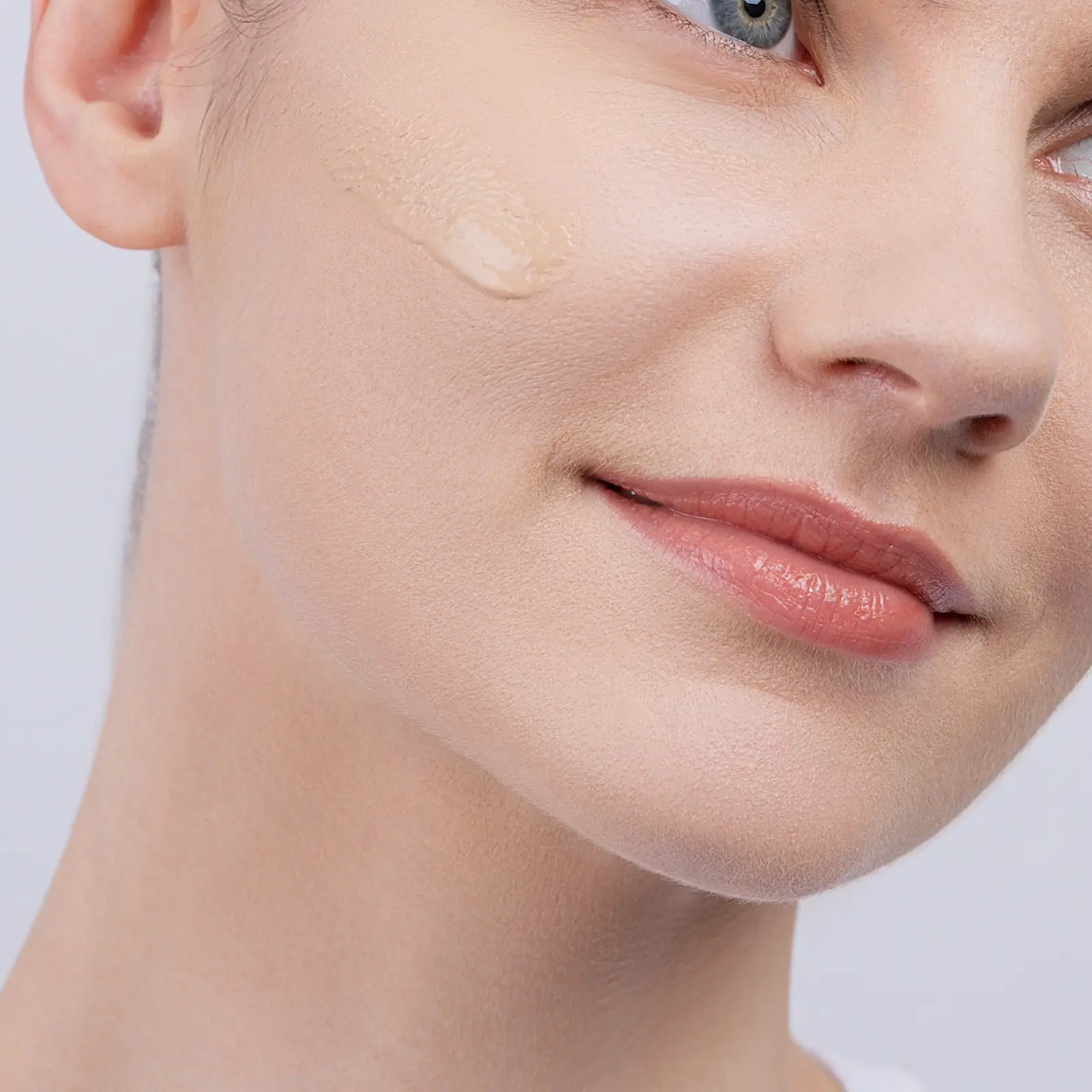 Тональный СС-крем для лица Art-Visage Nude Stay увлажняющий 303