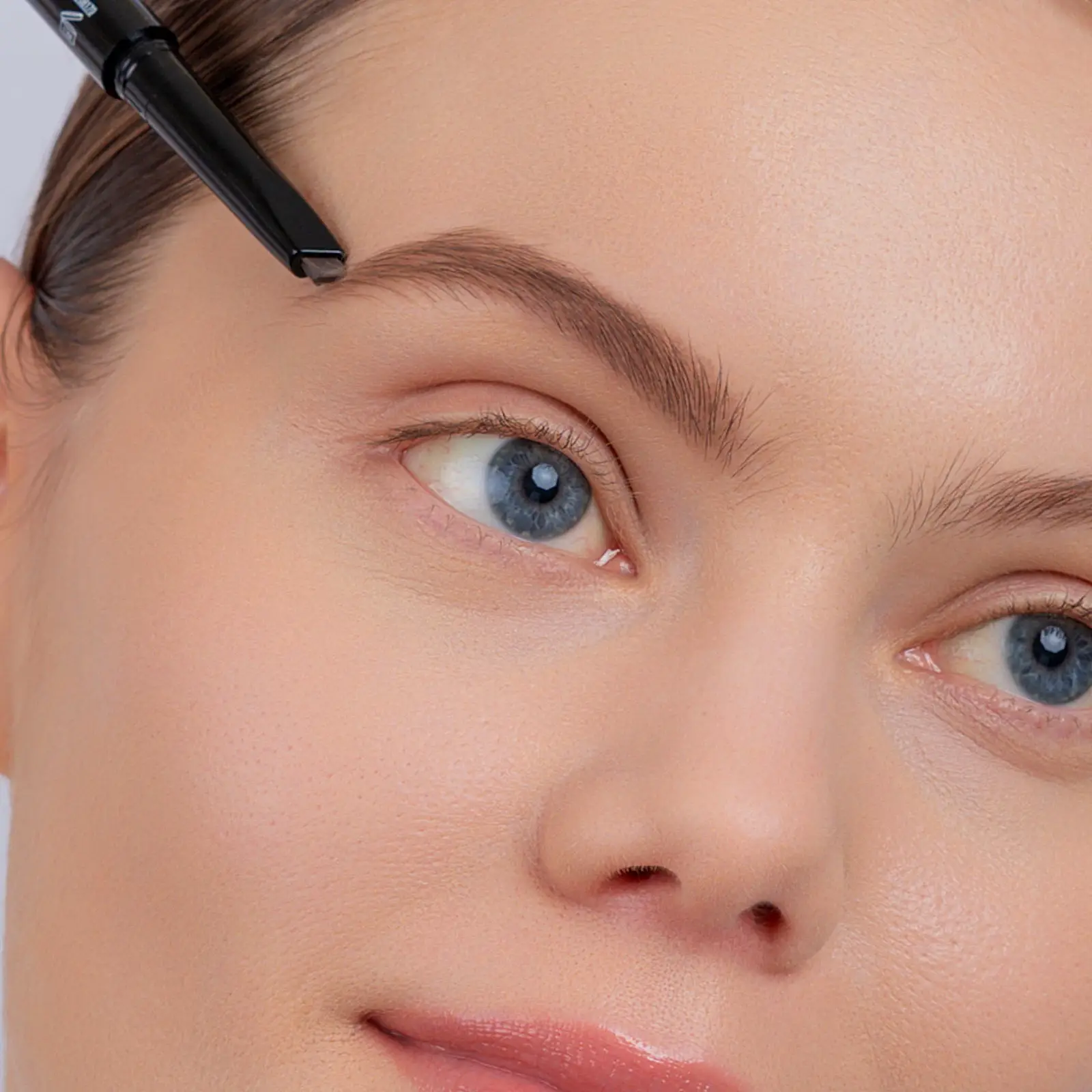 Карандаш для бровей Wet N Wild UltimateBrow автоматический E627A 