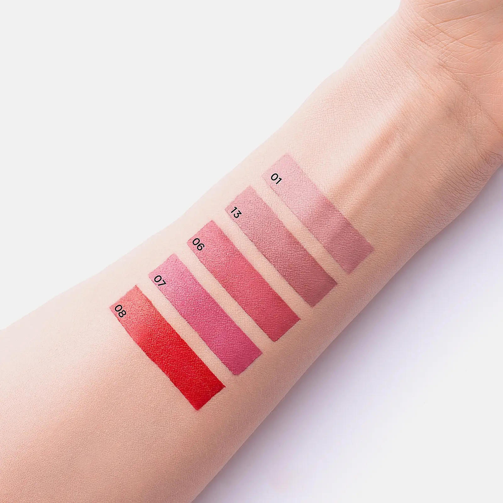 Карандаш для губ Beauty Bomb Alt Lolita тон 01